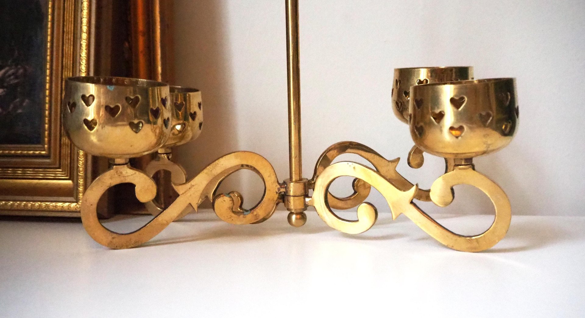 Vintage hanging tealight candle holder | Vintage candelabrum | Hanging brass candelabrum | Hanging brass votive candelabrum