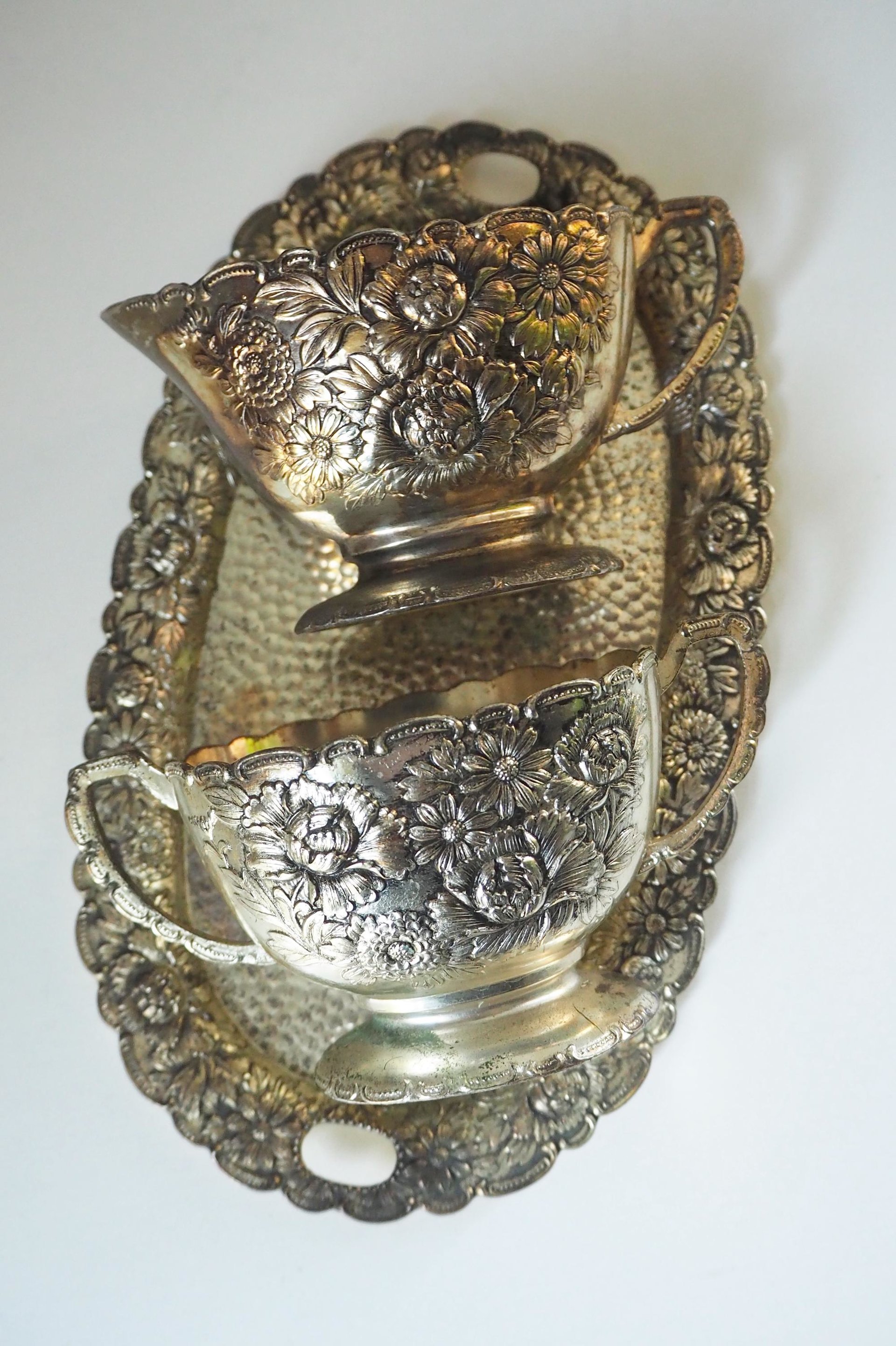 Vintage creamer and sugar bowl set | Vintage silver plated creamer and sugar set | Vintage creamer and sugar bowl set