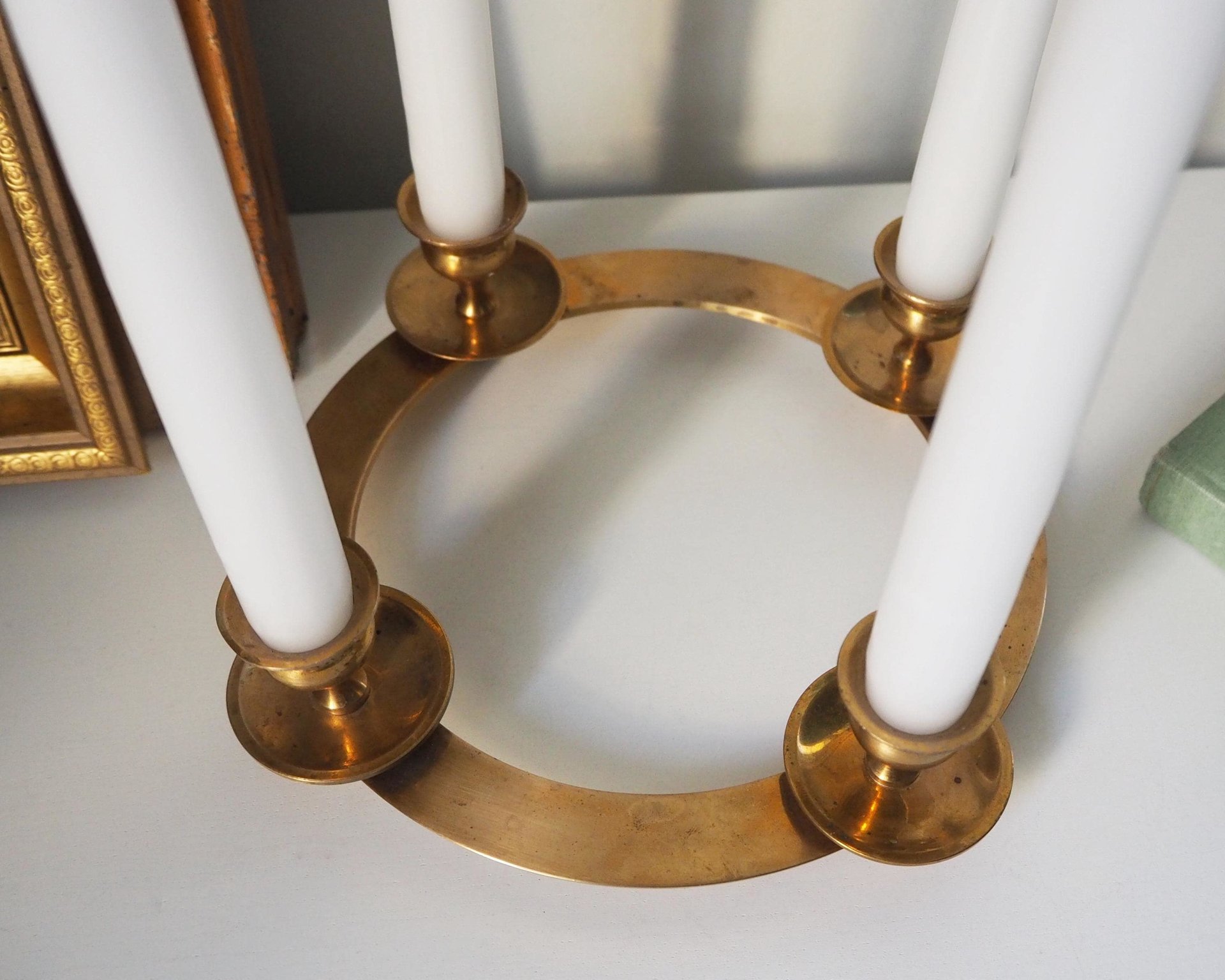 Vintage brass candelabra | Brass candelabra | Four arm brass candlestick holder | Vintage candelabrum | Round candlestick holder