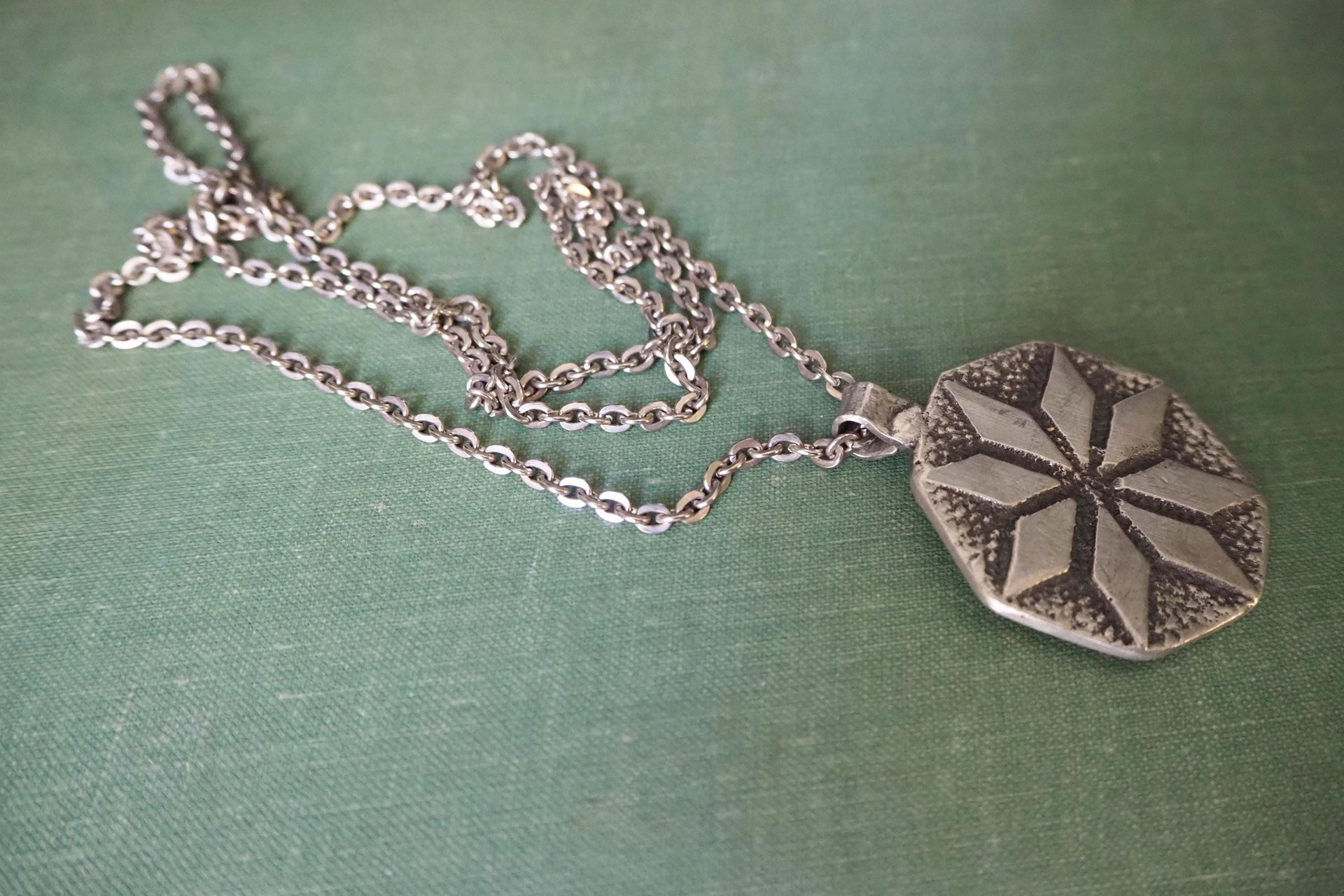 Vintage pewter pendant | Affa Alex Vittsjö pendant | Swedish pewter pendant | Vintage Vittsjö pewter pendant
