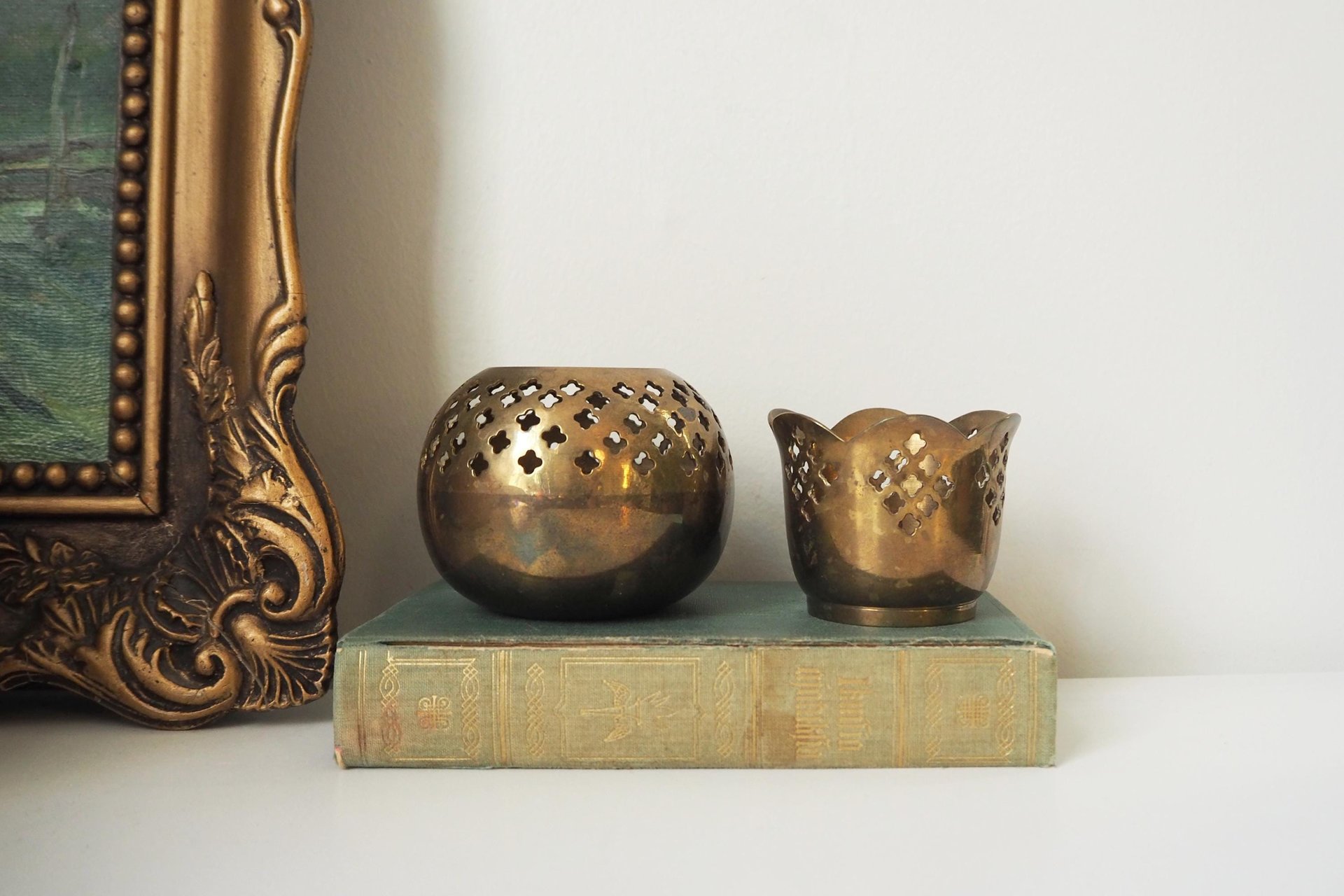 Set of two vintage tealight candle holders | Brass tealight candleholders | Vintage brass votive candleholders | Mismatched tealight holders