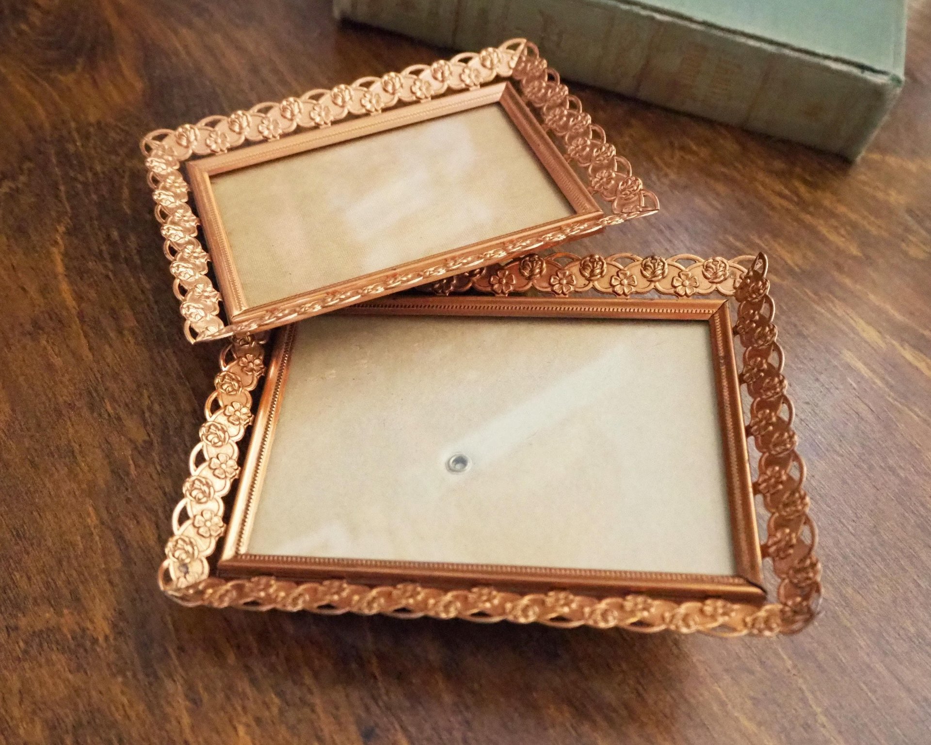 Vintage rose gold photo frames | Set of two vintage photo frames | Rose gold photo frames | Vintage copper tone picture frames