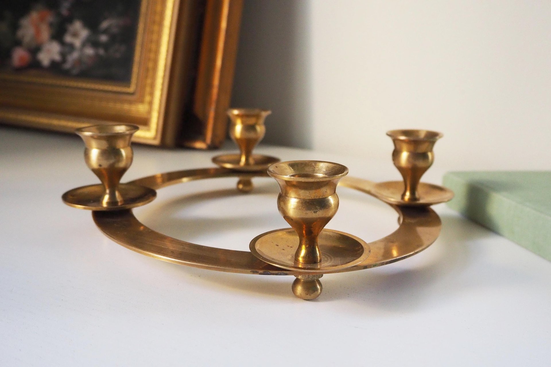 Vintage brass candelabra | Brass candelabra | Four arm brass candlestick holder | Vintage candelabrum | Round candlestick holder