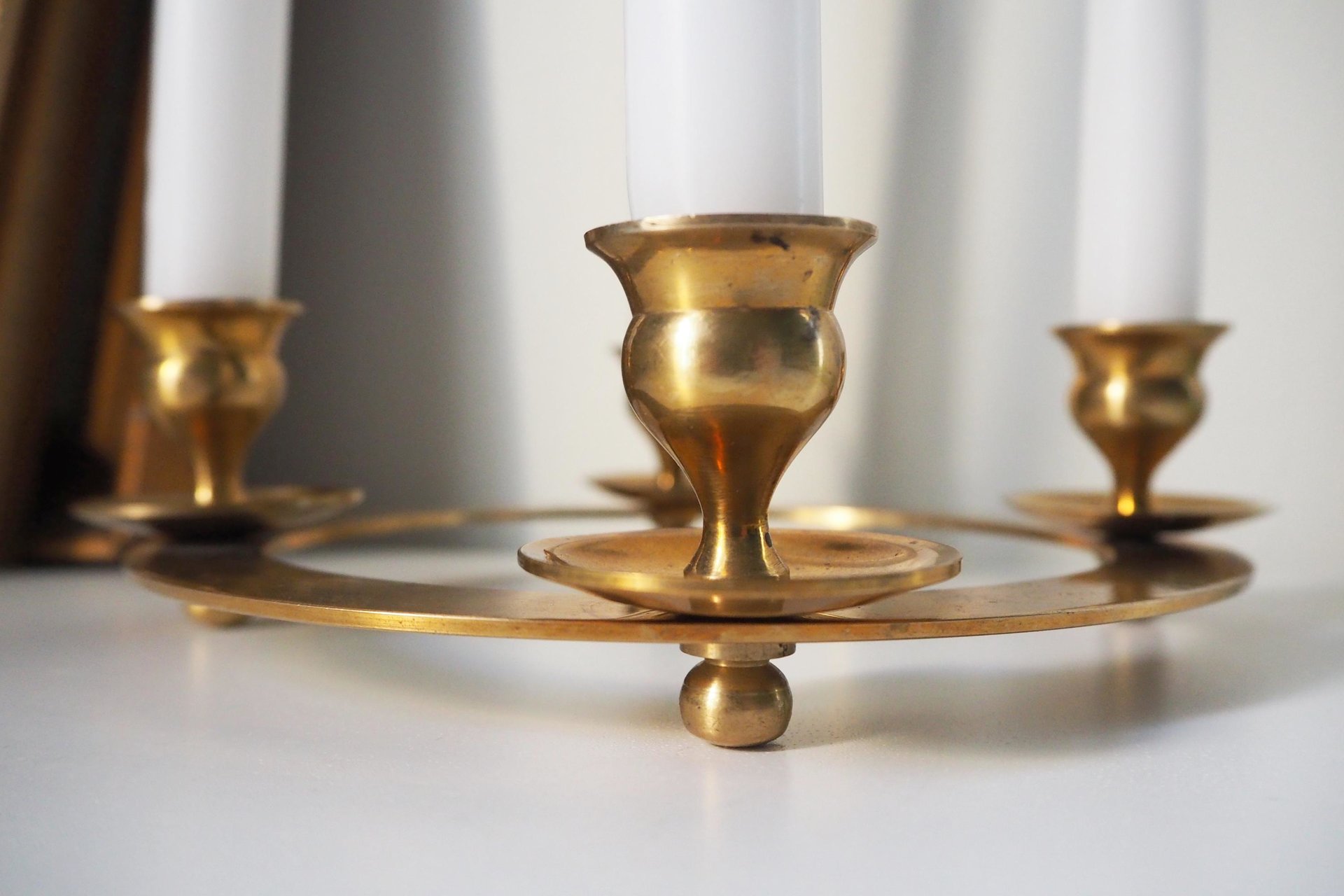 Vintage brass candelabra | Brass candelabra | Four arm brass candlestick holder | Vintage candelabrum | Round candlestick holder