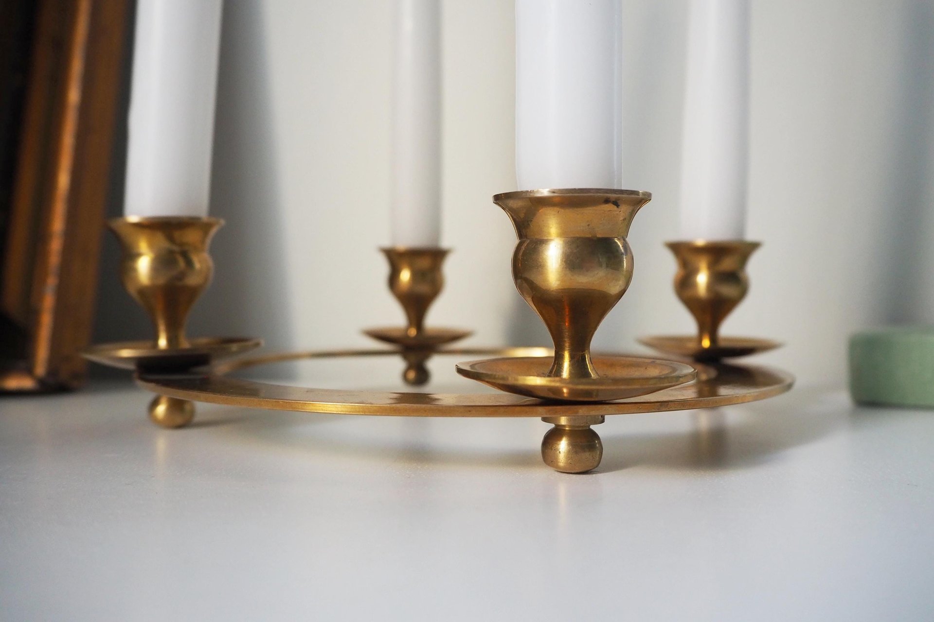 Vintage brass candelabra | Brass candelabra | Four arm brass candlestick holder | Vintage candelabrum | Round candlestick holder