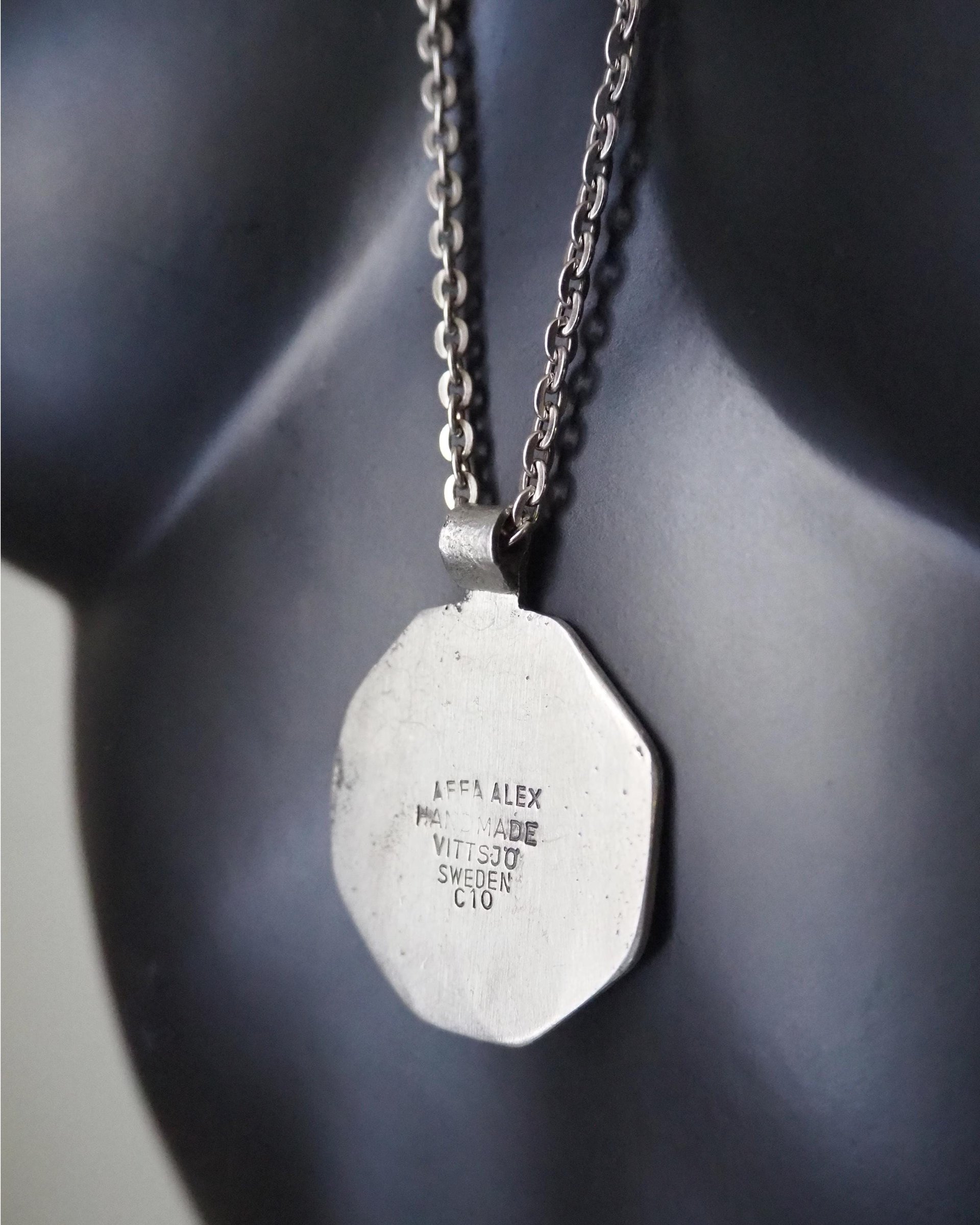 Vintage pewter pendant | Affa Alex Vittsjö pendant | Swedish pewter pendant | Vintage Vittsjö pewter pendant