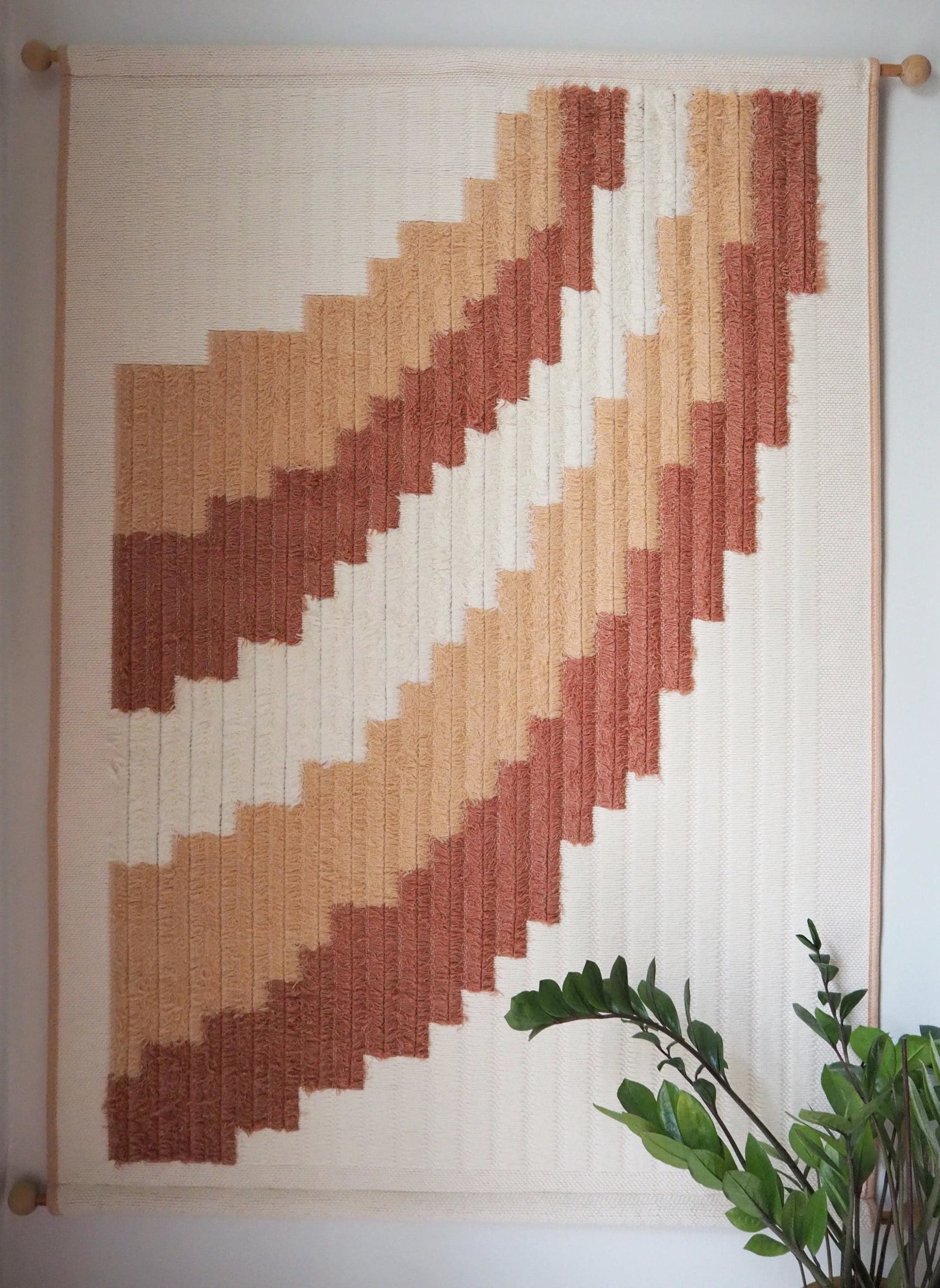 Vintage wall hanging | Large wall hanging | Vintage pink wall hanging | Scandinavian woven textile | Made in Finland