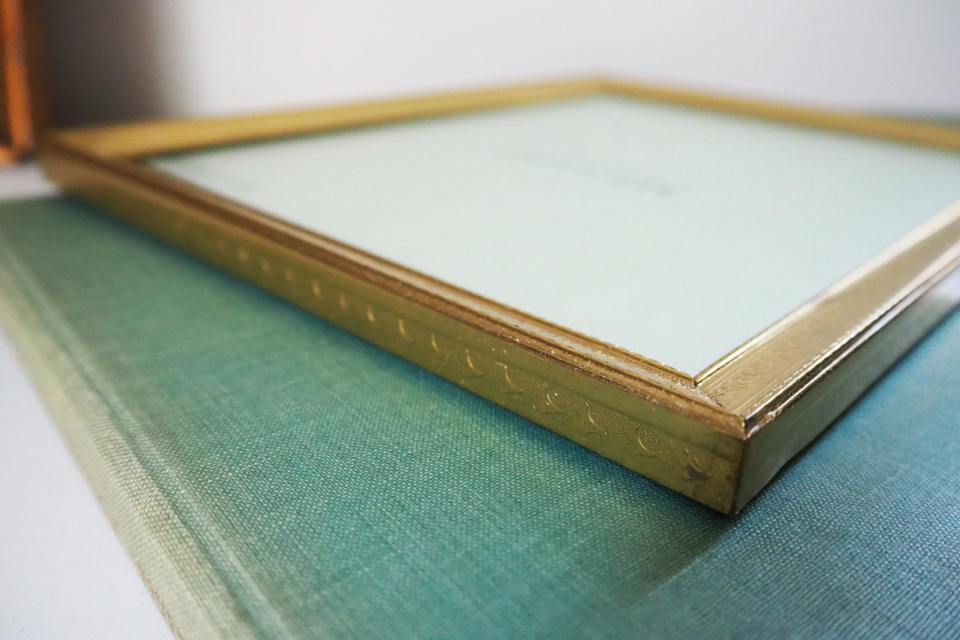 Vintage photo frame 18x24 cm | Vintage brass frame | Brass picture frame | Vintage ML-Rammer picture frame | Danish photo frame