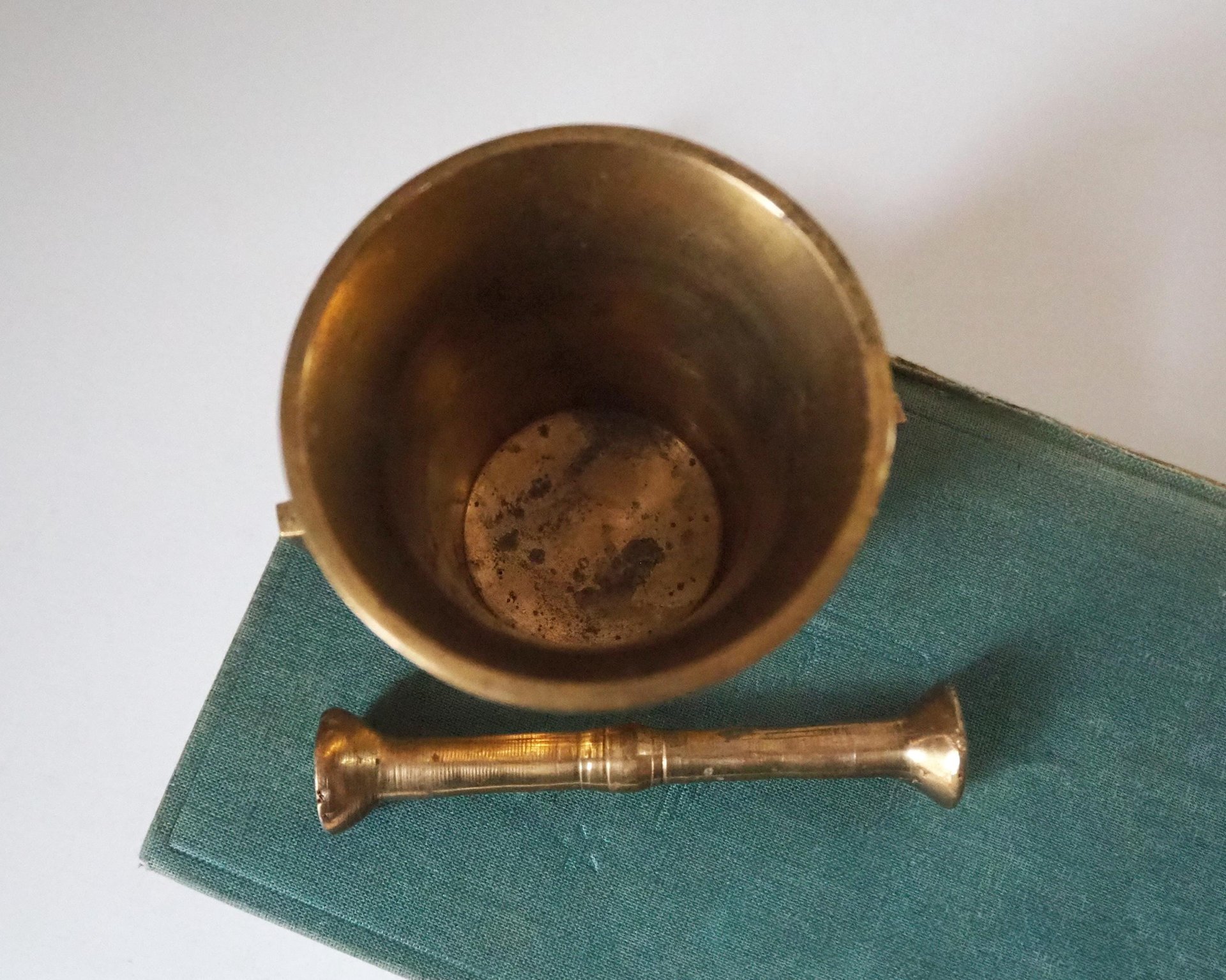 Vintage brass mortar and pestle | Vintage brass mortar | Small brass mortar