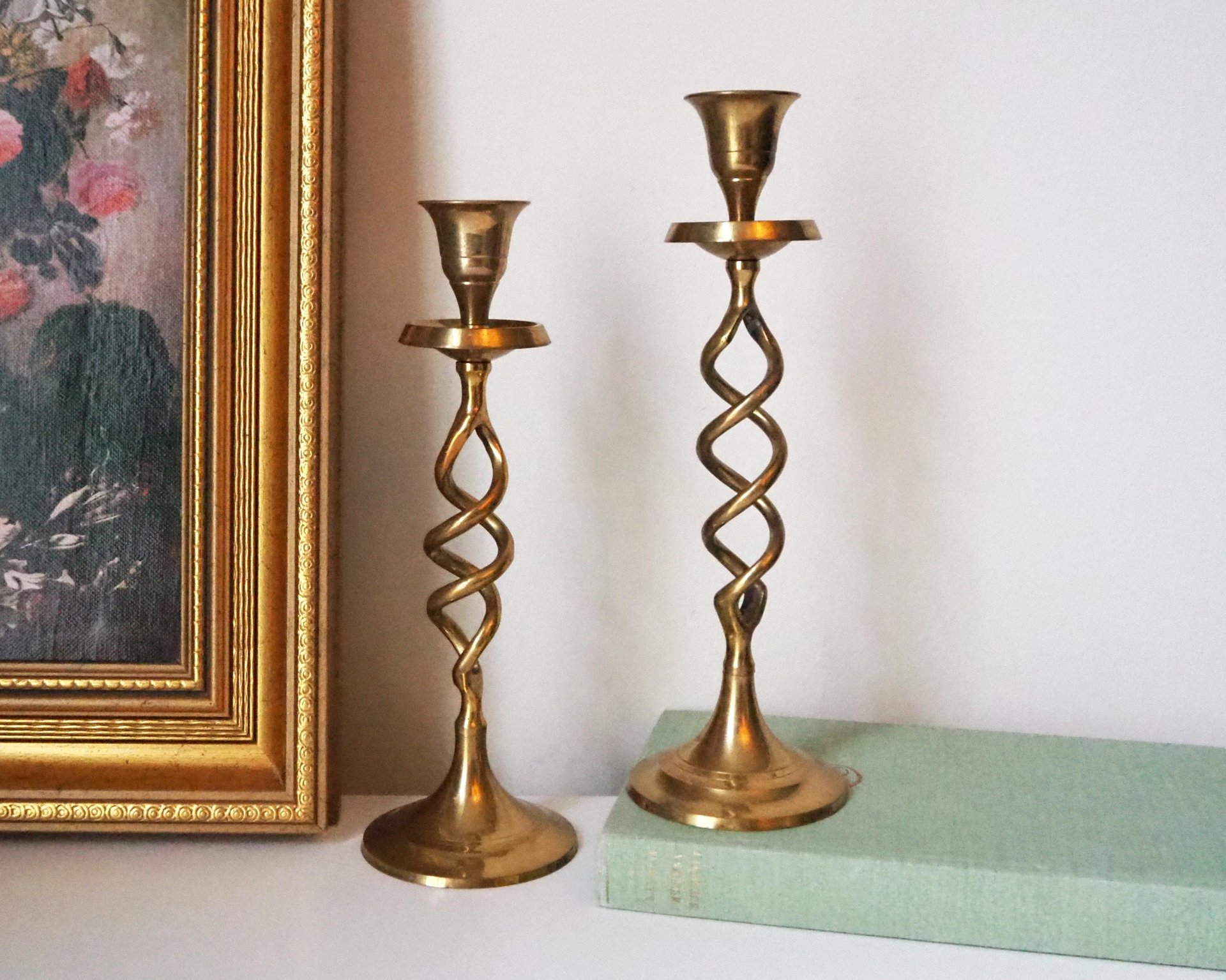 Set of two vintage candlestick holders | Brass candlestick holders | Barley twist brass candlestick holders | Twisted candlestick holders