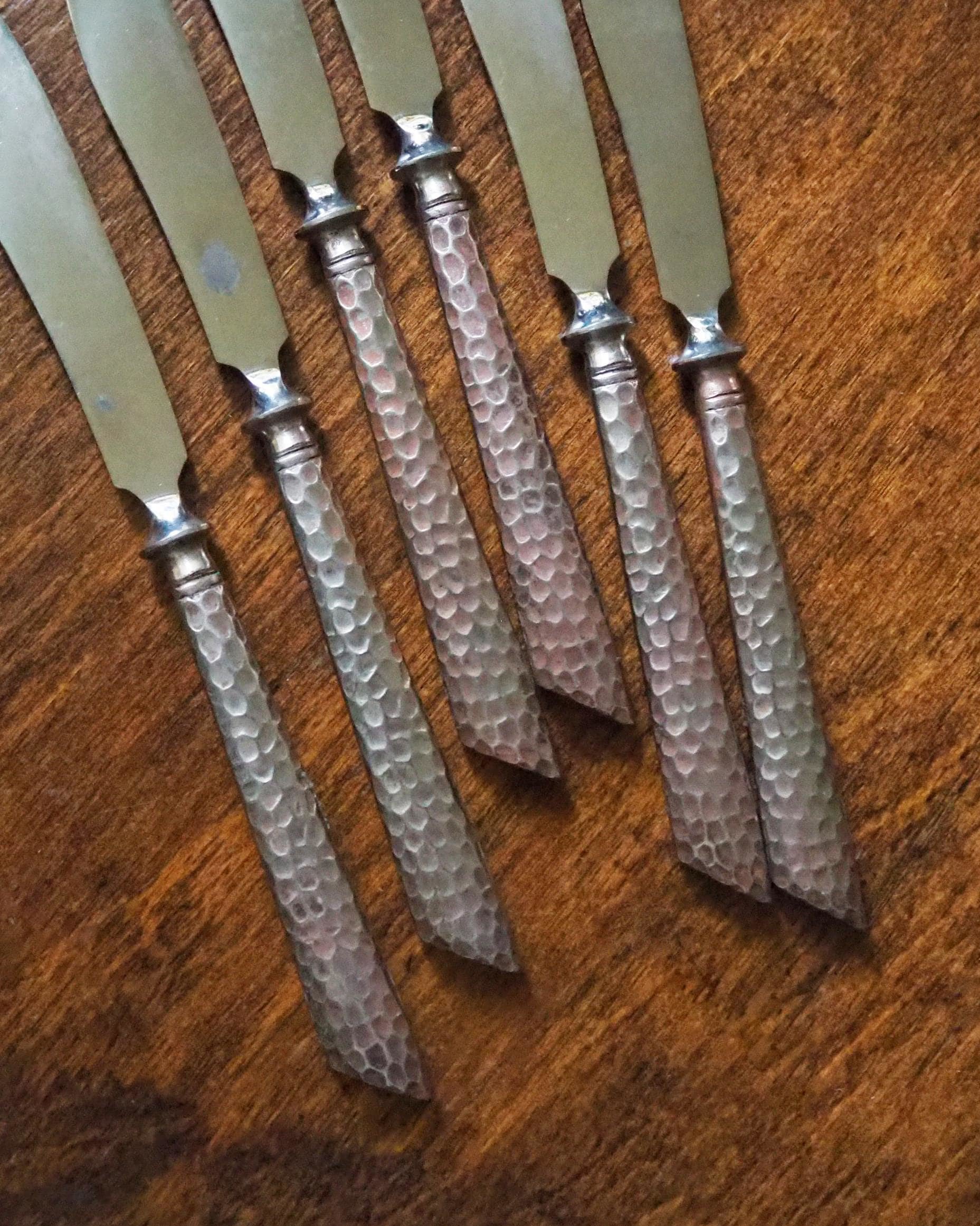 Set of six vintage fruit knives | Vintage fruit knives | Midcentury fruit knives | Silver plated fruit knives