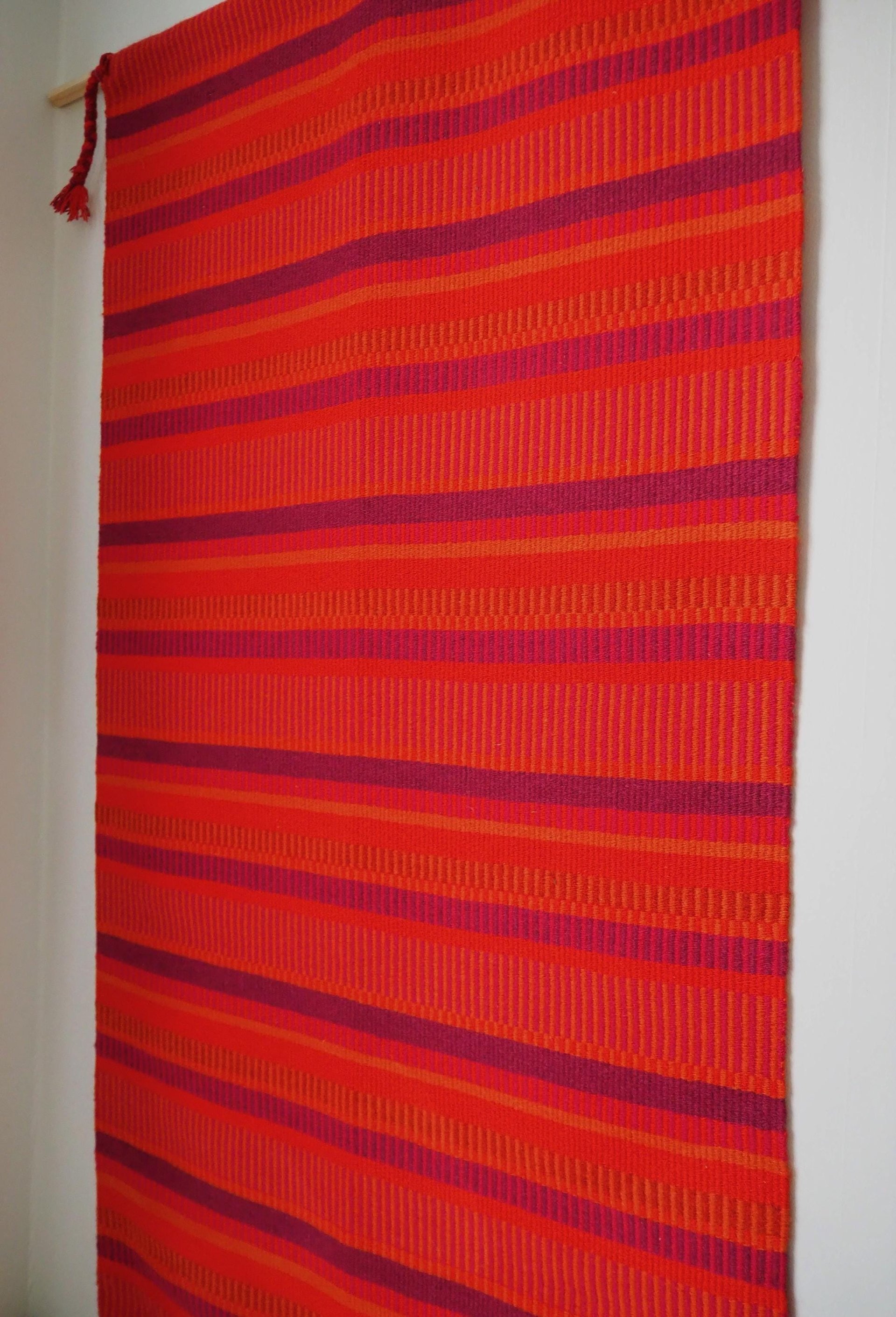 Vintage wall hanging | Large wall hanging | Scandinavian woven textile | Red wall hanging | Scandinavian wall hanging | Vintage wall rug