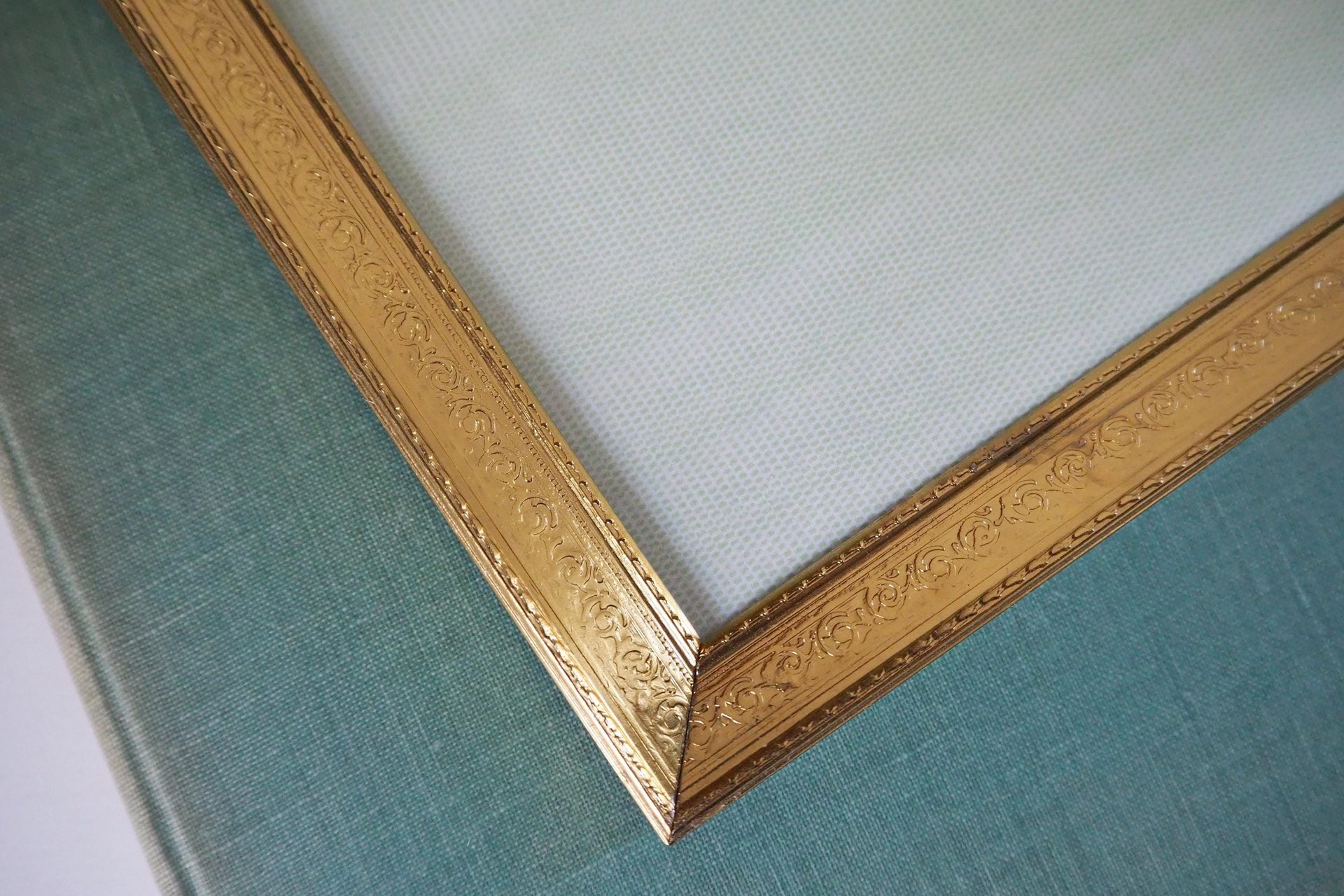 Vintage photo frame 18x24 cm | Vintage brass frame | Brass picture frame | Vintage ML-Rammer picture frame | Danish photo frame