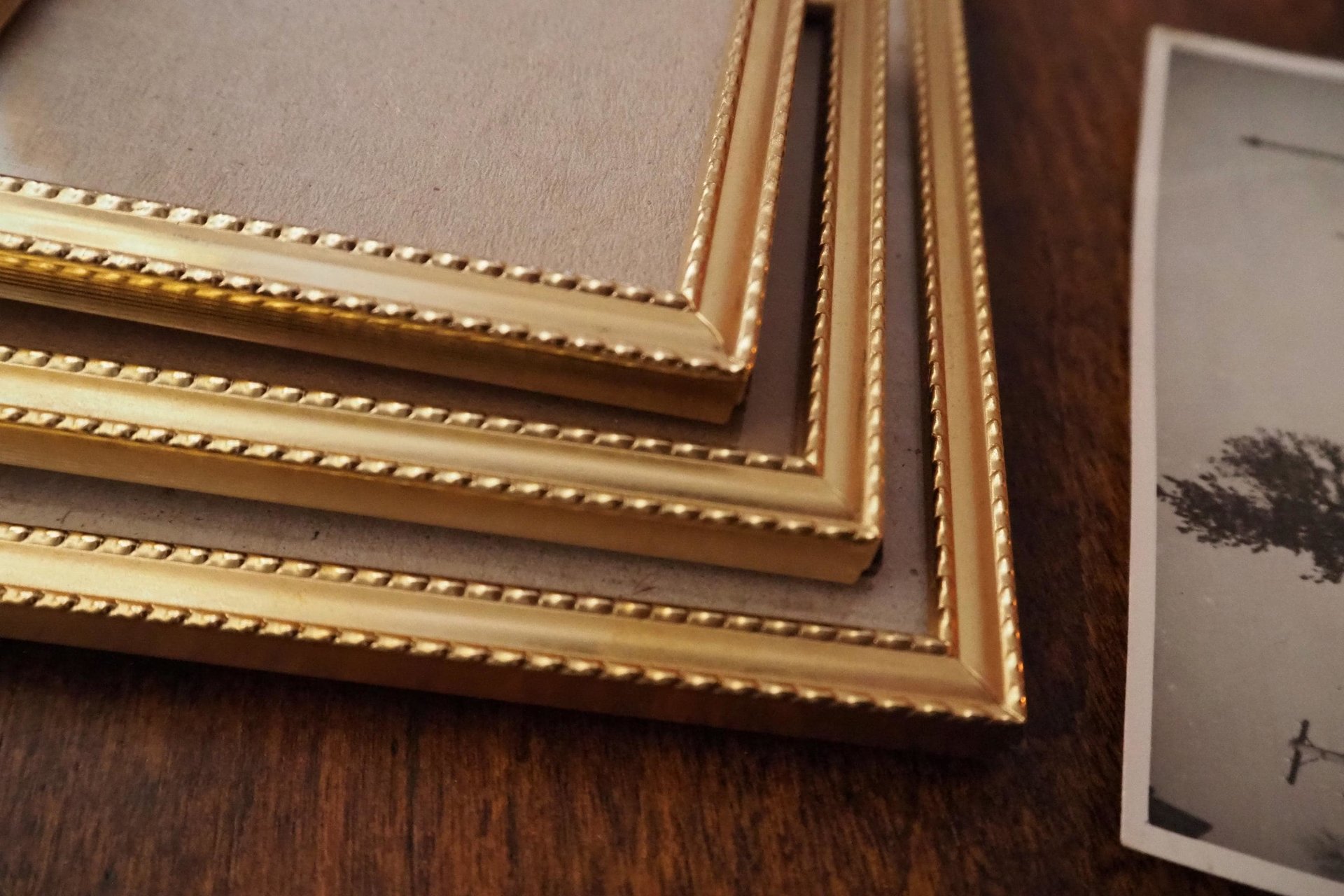 Set of three vintage photo frames | Vintage picture frames | Matching vintage frames | Vintage gold tone frame set | Vintage frame set