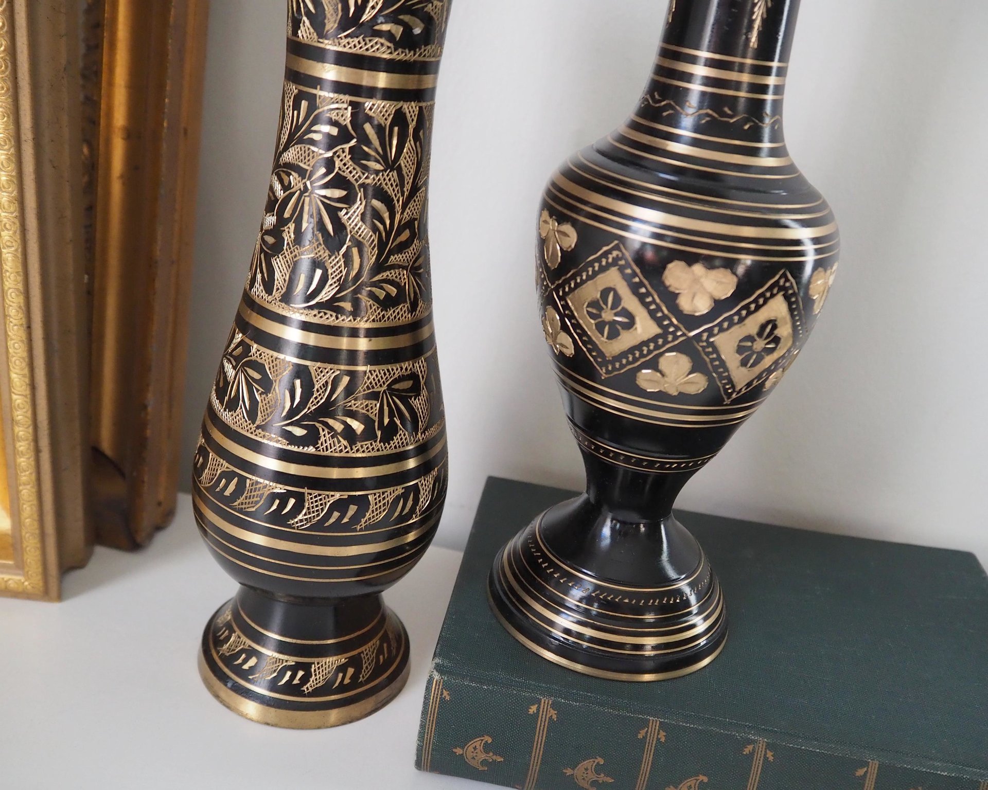Set of two vintage vases | Brass vases | Mismatched vintage vases | Etched brass and black vases | Vintage brass vase set