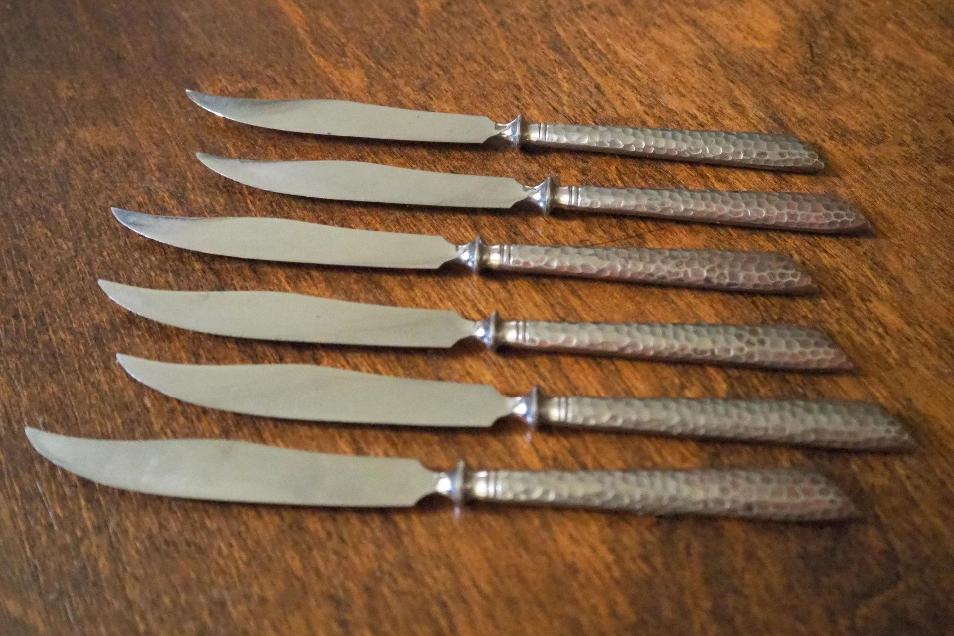 Set of six vintage fruit knives | Vintage fruit knives | Midcentury fruit knives | Silver plated fruit knives