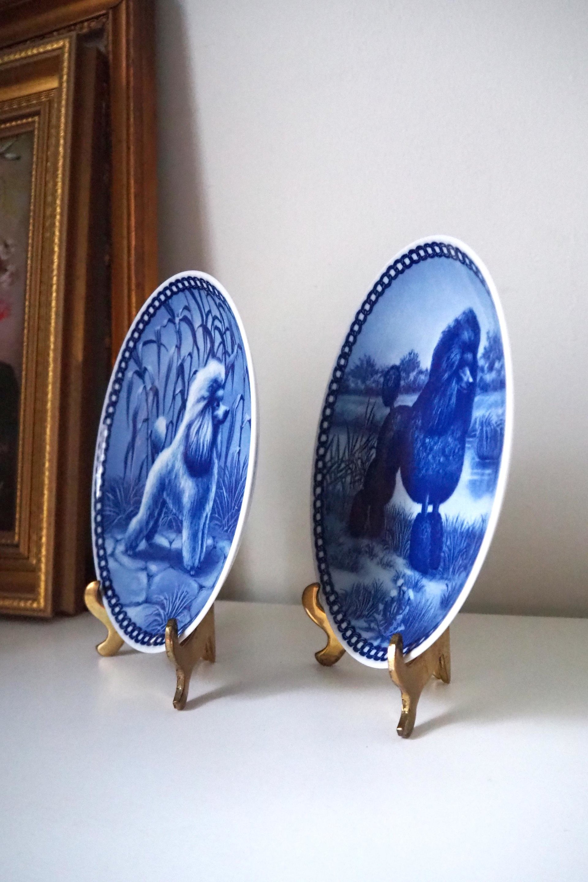 Vintage Tove Svendsen plates | Vintage poodle wall plates | Original Hundeplatte | Vintage decorative dog plates | Made in Denmark
