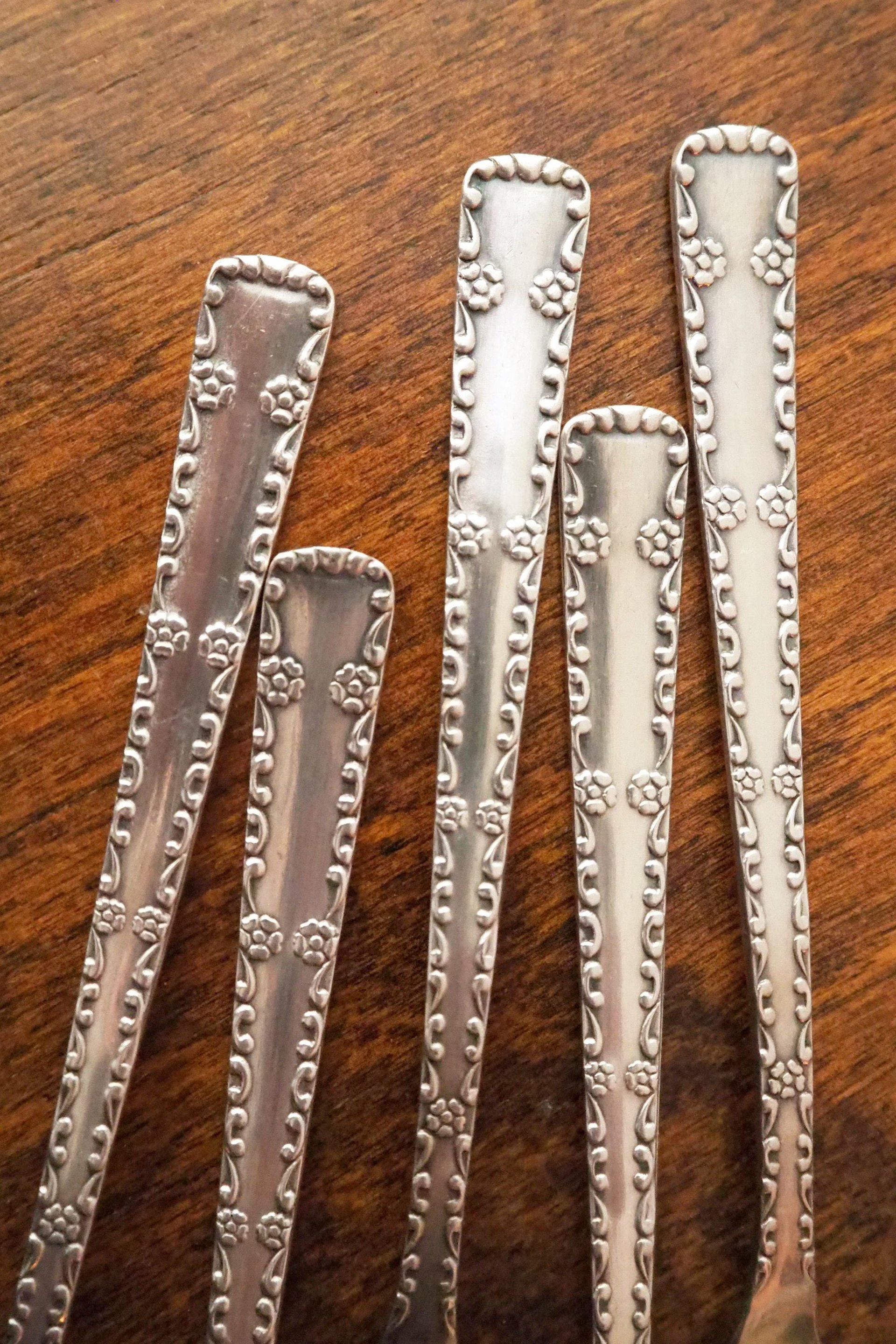 Set of five vintage teaspoons | Vintage alpacca silver teaspoons | Large teaspoons | Ornate teaspoons | USSR teaspoons