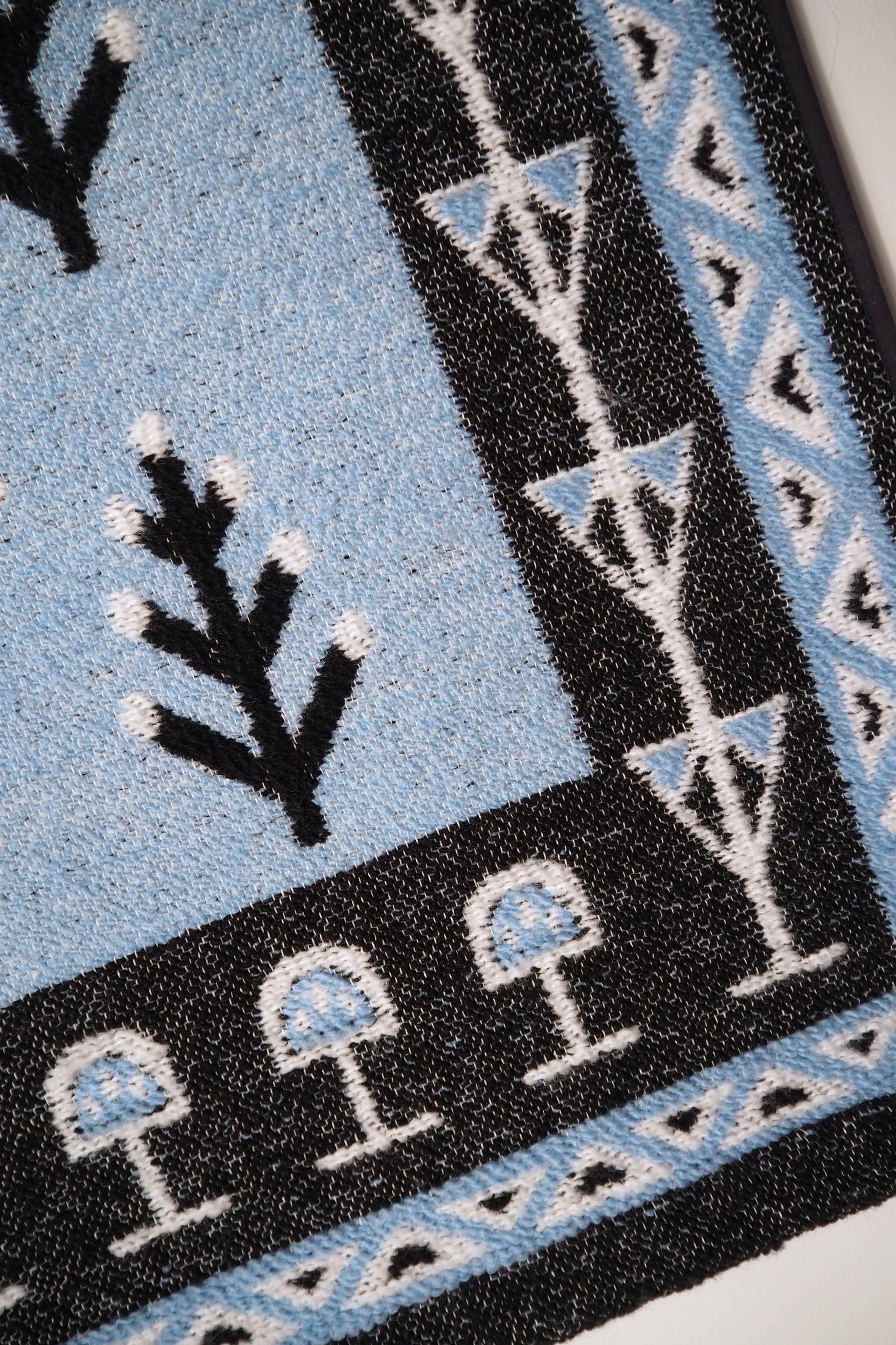 Vintage wall hanging | Large wall hanging | Scandinavian woven textile | Blue and white wall hanging
