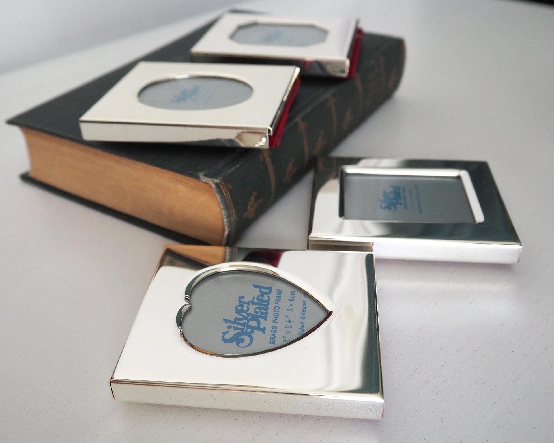 Vintage picture frames | Set of four silver plated frames | Silver plated picture frames | Tiny vintage picture frames
