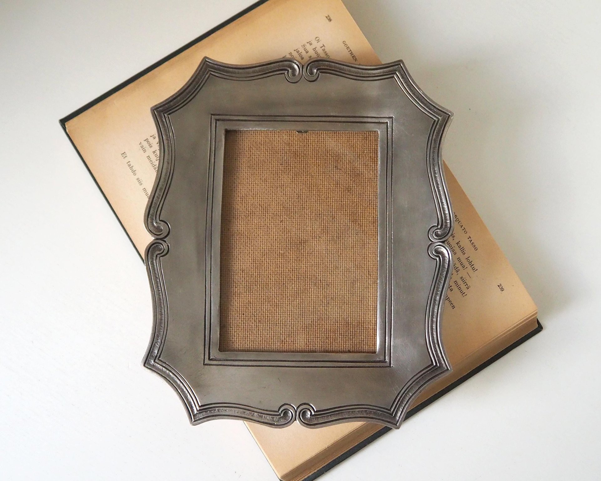 Vintage photo frame | Etain Fin frame | Vintage pewter photo frame | Vintage picture frame | Pewter picture frame | Etain Fin Zinn 95%