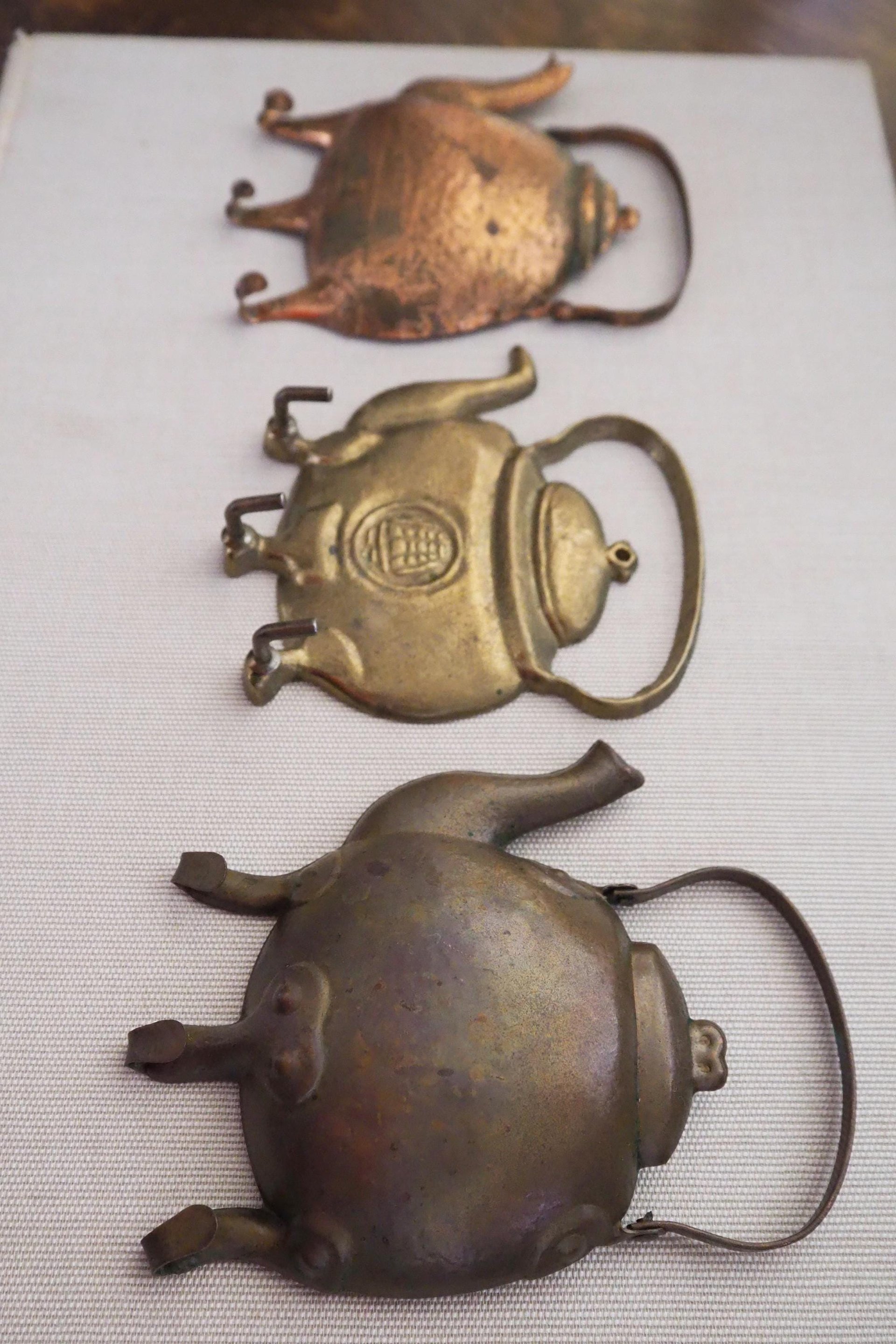 Vintage teapot wall hooks | Brass and copper wall hooks | Vintage teapot wall hooks | Kitchen wall hooks | Coffee pot wall hooks