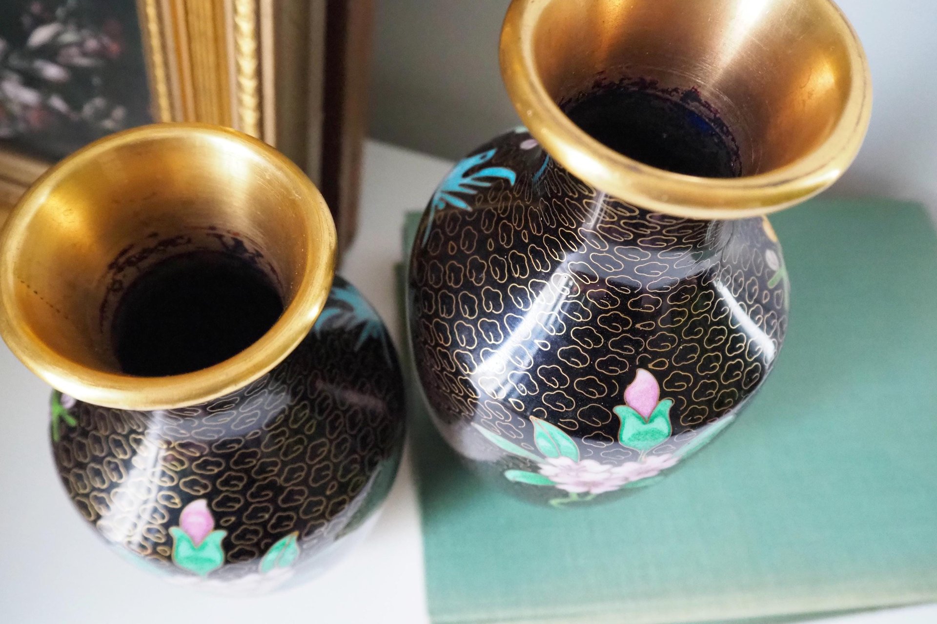 Vintage Cloisonné vase set | Mirrored pair of Cloisonné vases | Vintage vases | Cloisonné vases | Matching Cloisonné vases