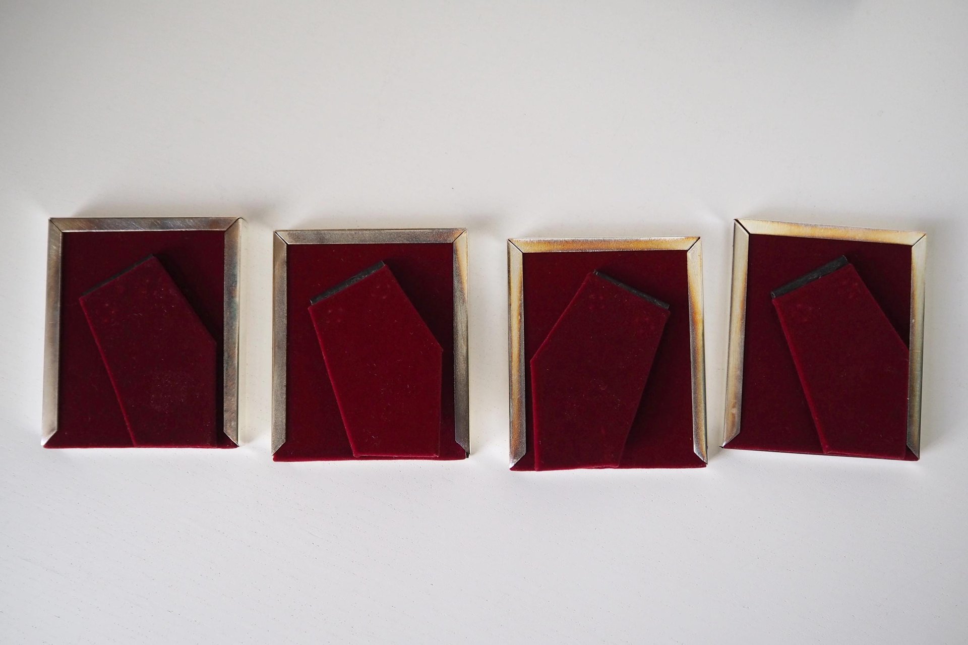 Vintage picture frames | Set of four silver plated frames | Silver plated picture frames | Tiny vintage picture frames