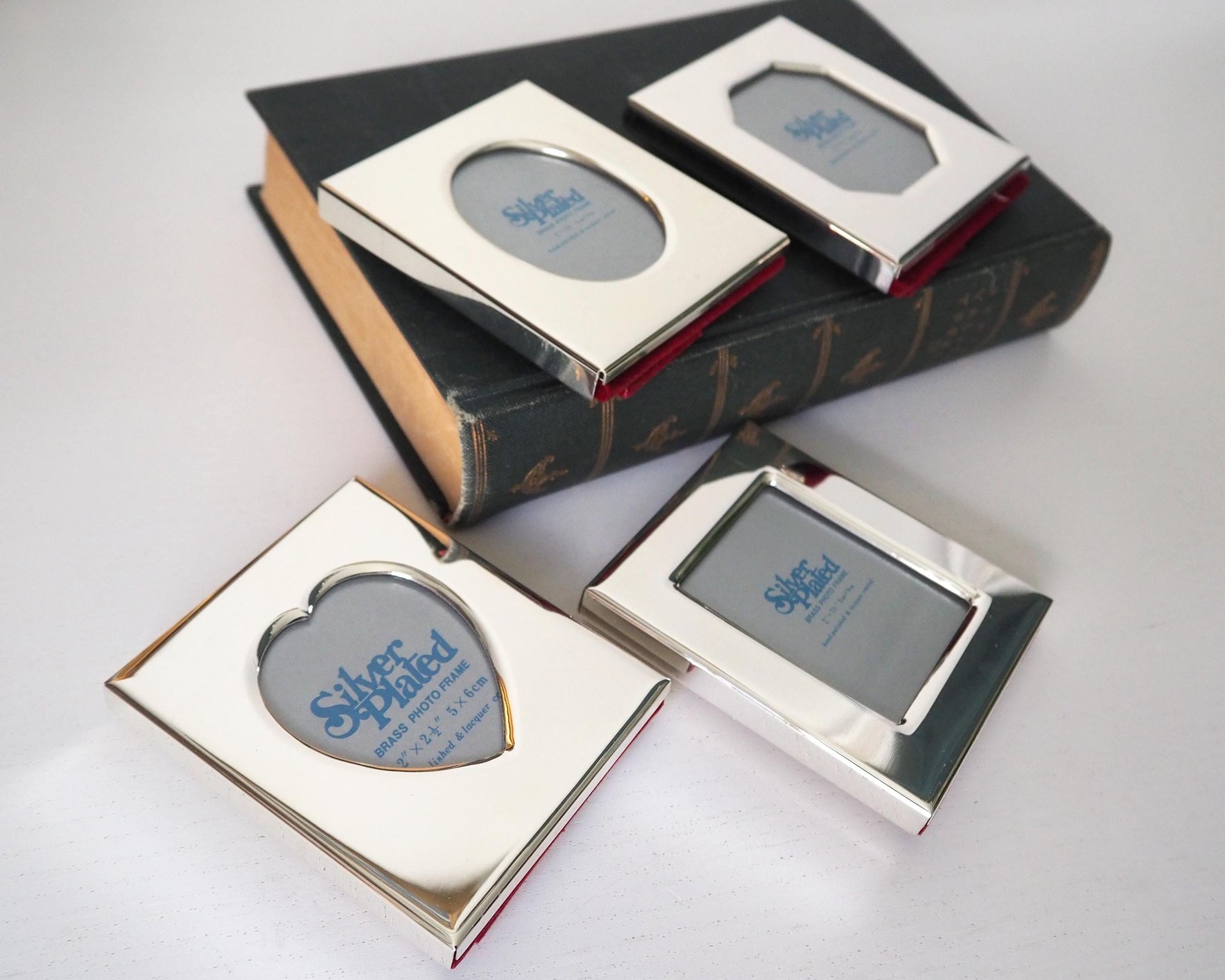 Vintage picture frames | Set of four silver plated frames | Silver plated picture frames | Tiny vintage picture frames