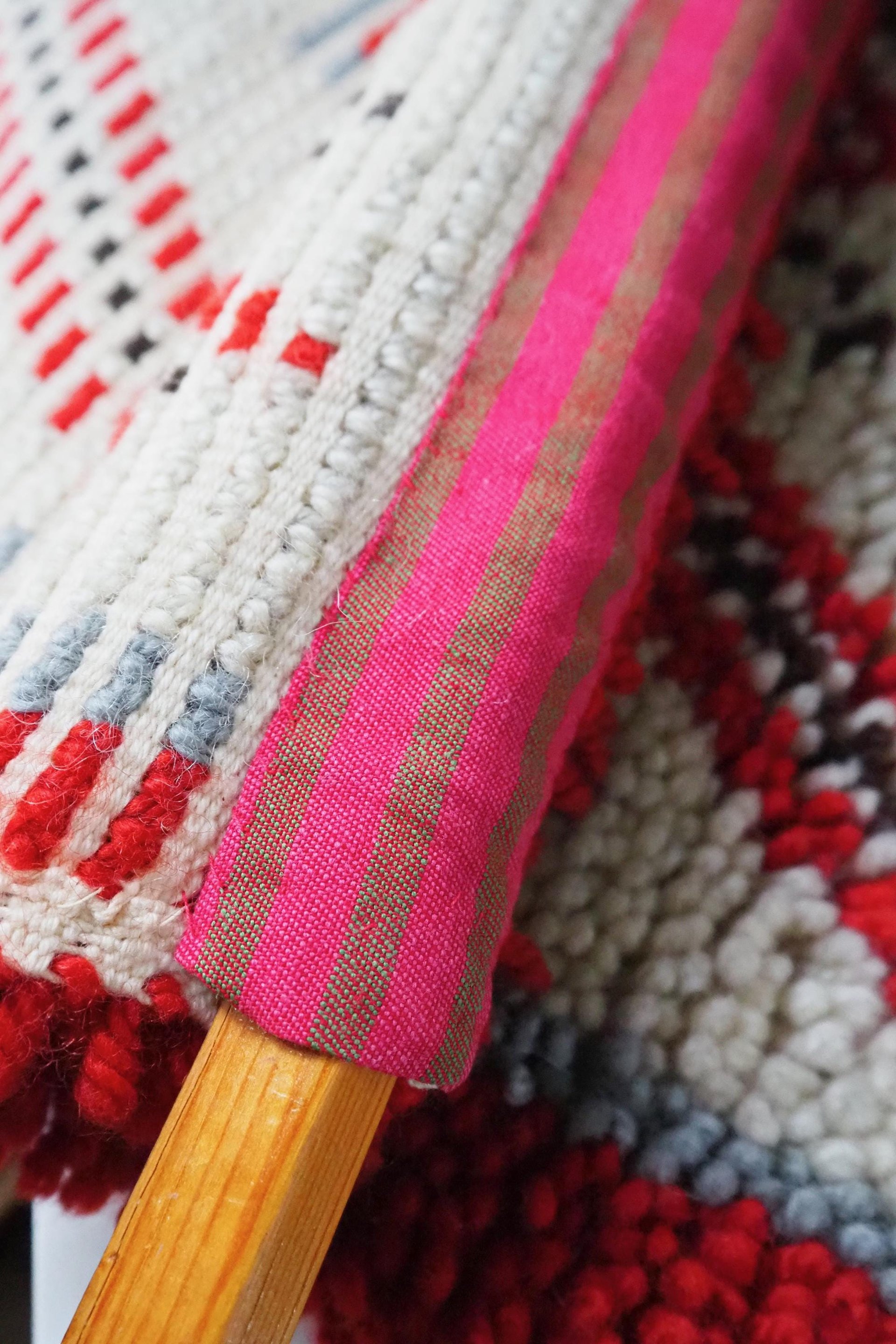 Vintage Rya wall hanging | Scandinavian Rya rug | Woollen vintage wall hanging | Vintage Rya rug | Traditional Scandinavian wall hanging