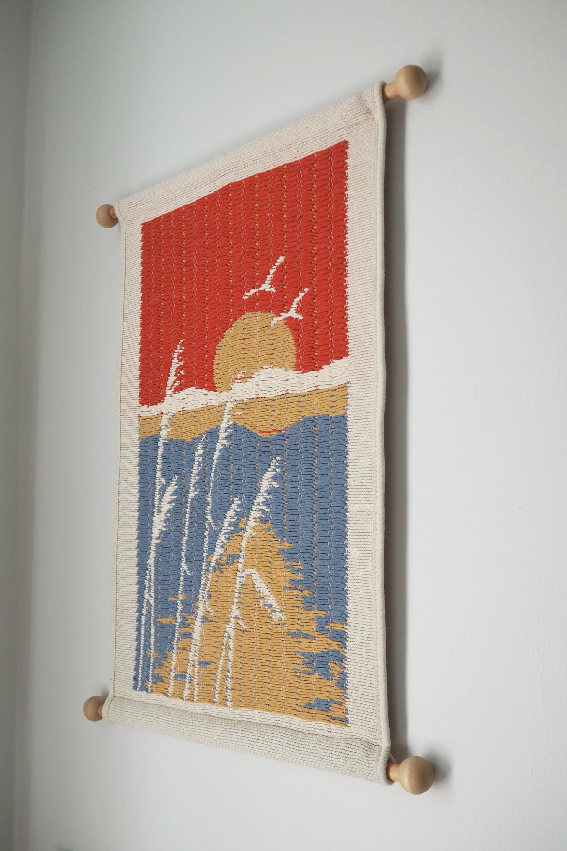 Vintage wall hanging | Sunset wall hanging | Vintage tapestry | Scandinavian woven textile | Made in Finland | Vintage wall tapestry