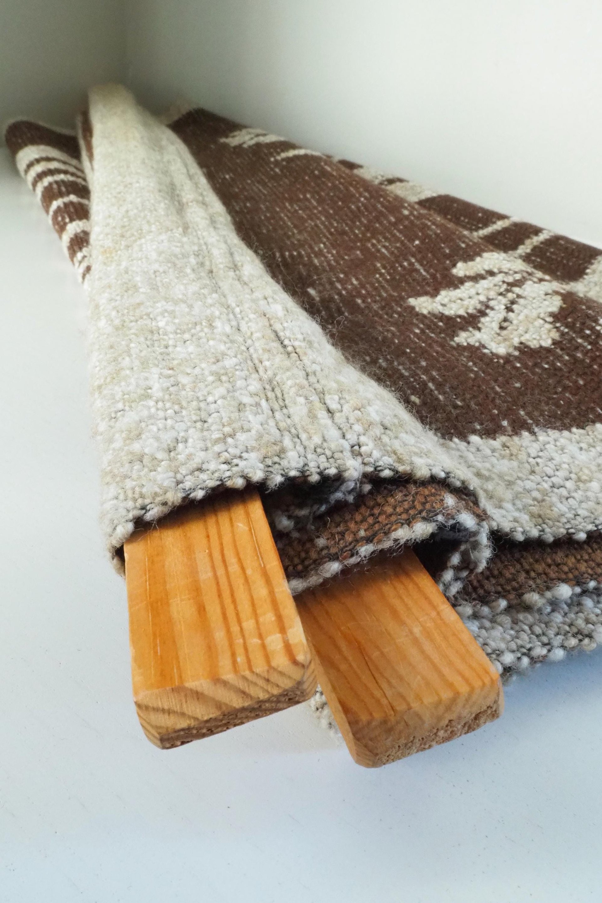 Vintage wall hanging | Large wall hanging | Scandinavian woven textile | Brown wall hanging