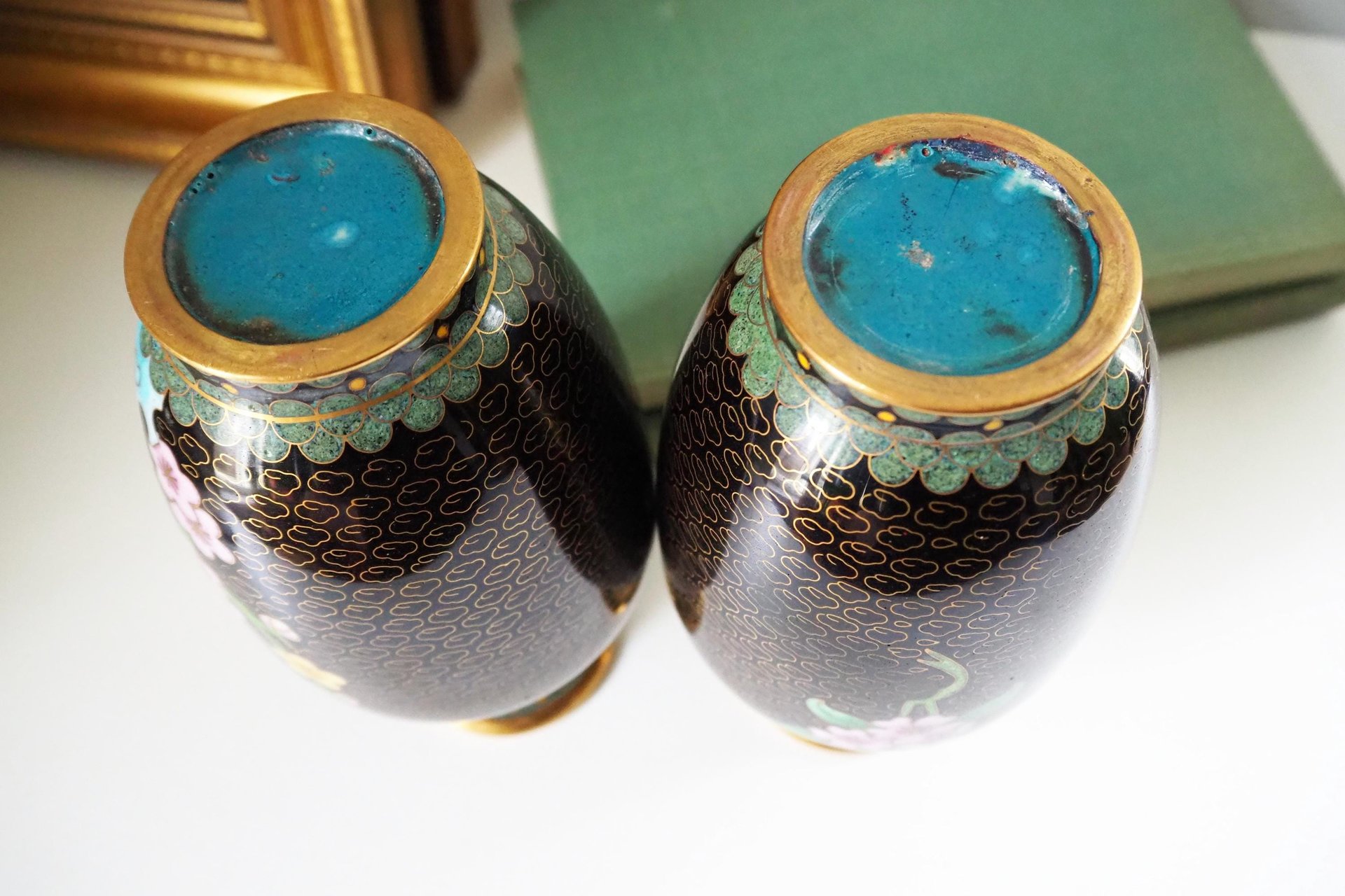 Vintage Cloisonné vase set | Mirrored pair of Cloisonné vases | Vintage vases | Cloisonné vases | Matching Cloisonné vases