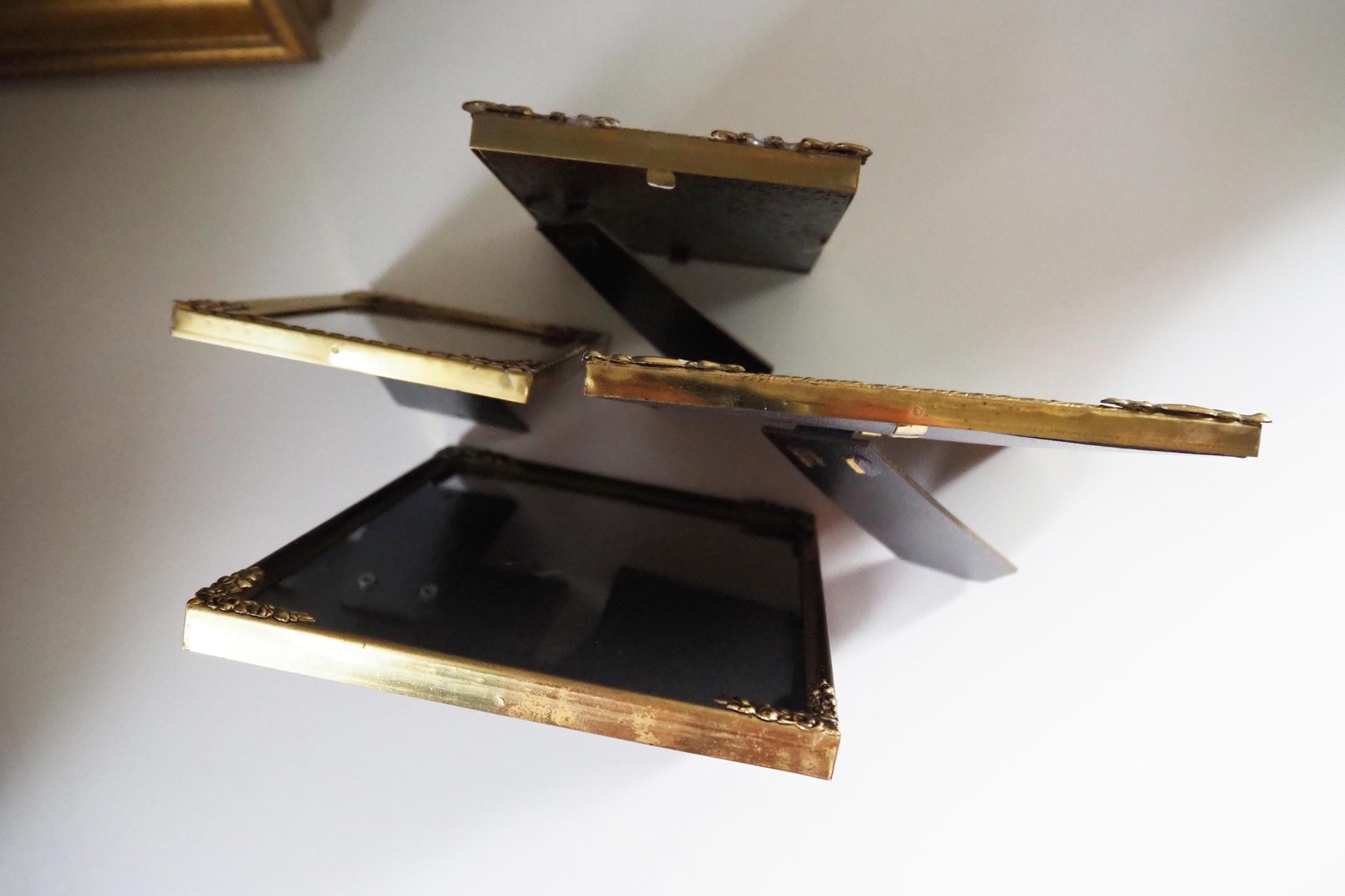 Set of four vintage photo frames | Set of four mismatched vintage frames | Vintage brass picture frames | Vintage brass frame set