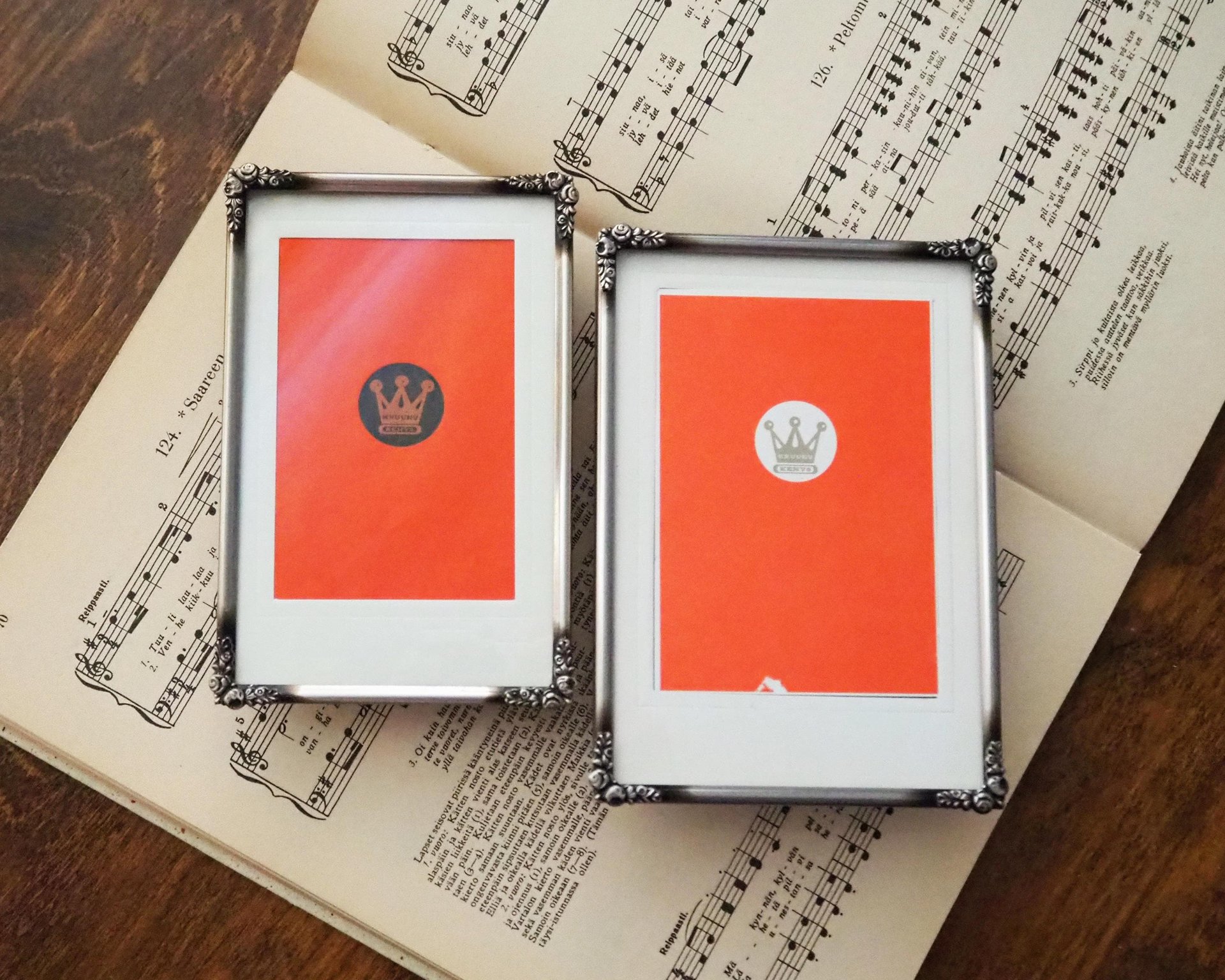 Set of two vintage silver plated photo frames | Small silver plated photo frames | Vintage picture frames | Matching frames