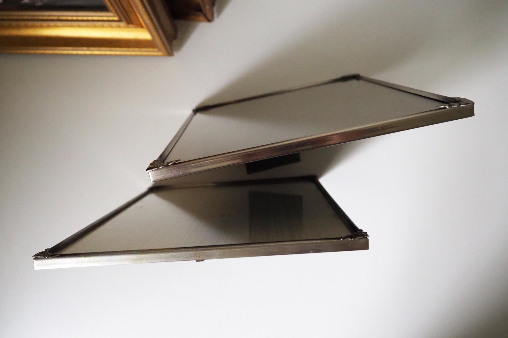 Set of two vintage photo frames | Mismatched photo frames | Vintage silver plated frames | Silver plated picture frames | Vintage frames