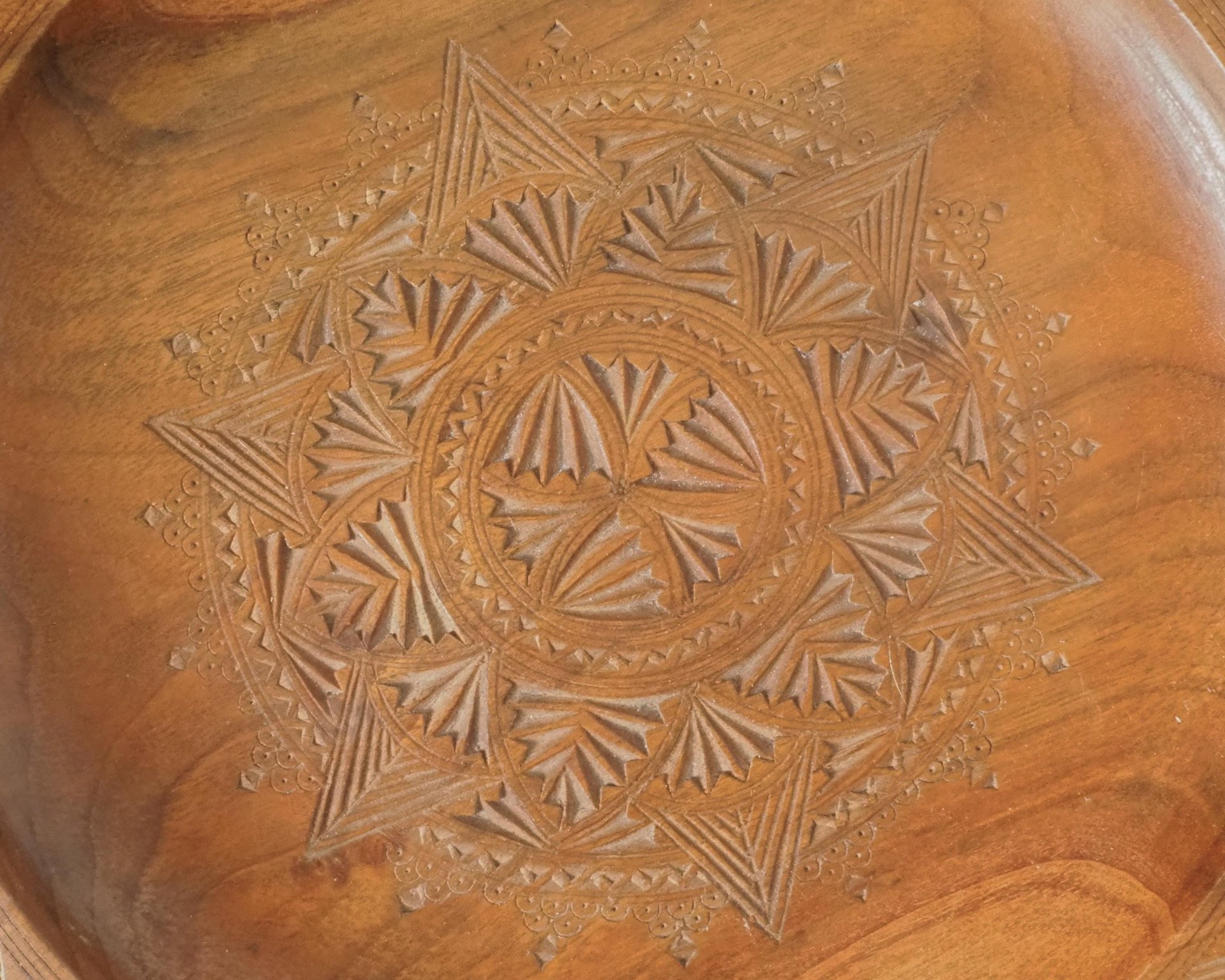 Vintage wooden bowls | Hand carved wooden plates | Ornamented wooden bowls | Handmade vintage wood bowls | Vintage wood bowls