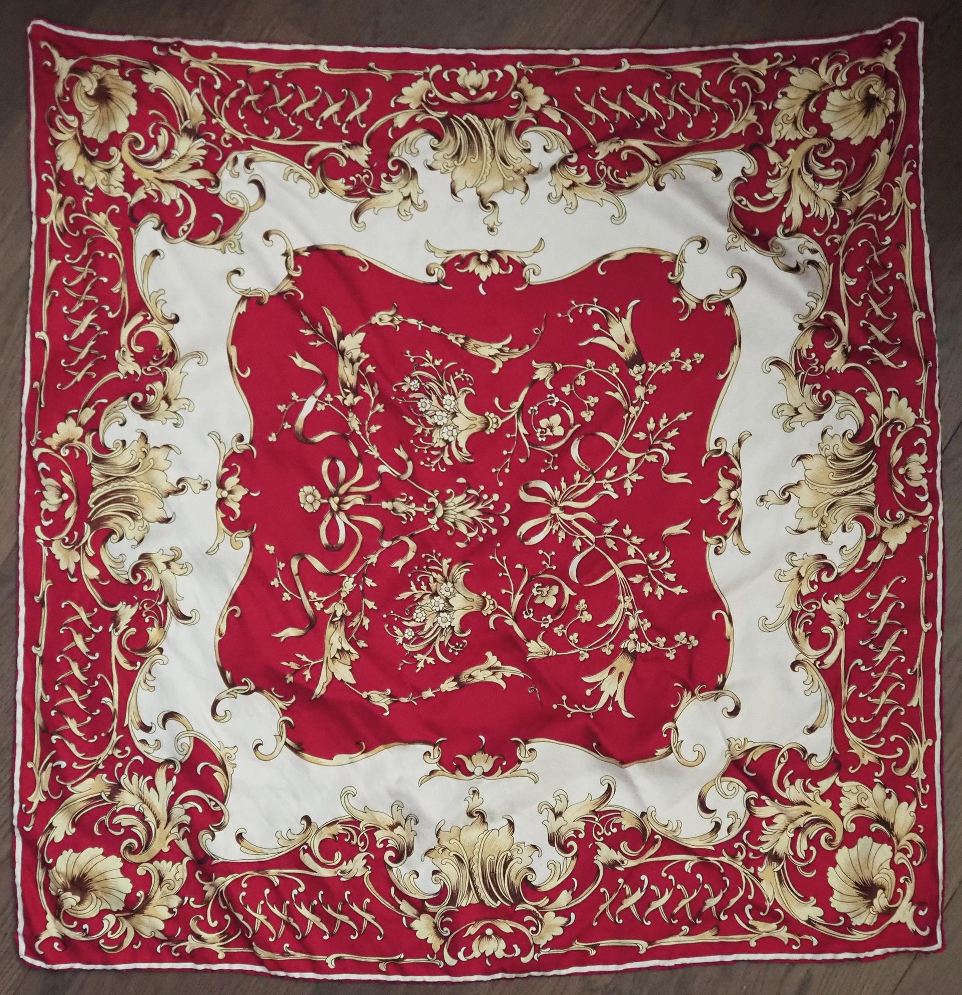 Vintage silk scarf | Baroque silk scarf | Large vintage silk scarf | Red, white and yellow silk scarf | Hand-rolled silk scarf