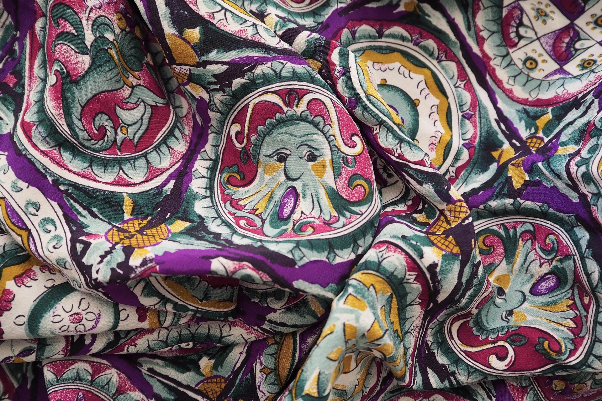 Vintage silk scarf | Purple silk scarf | Large vintage silk scarf | Made in Finland | Finnish silk scarf | Purple scarf