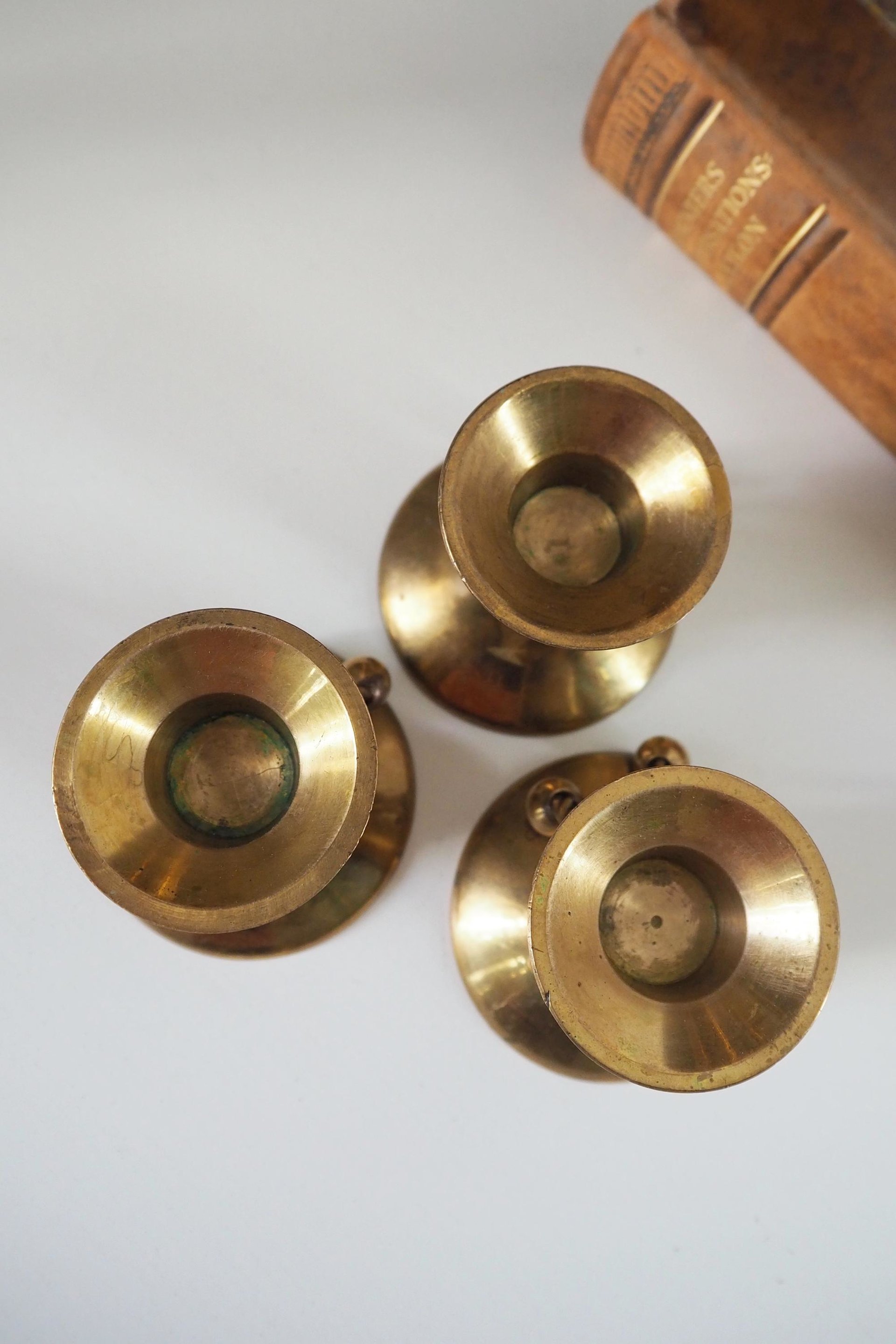 Set of three vintage brass candlestick holders | Matching candlestick holders | Vintage brass candle holders | Vintage candle holder set