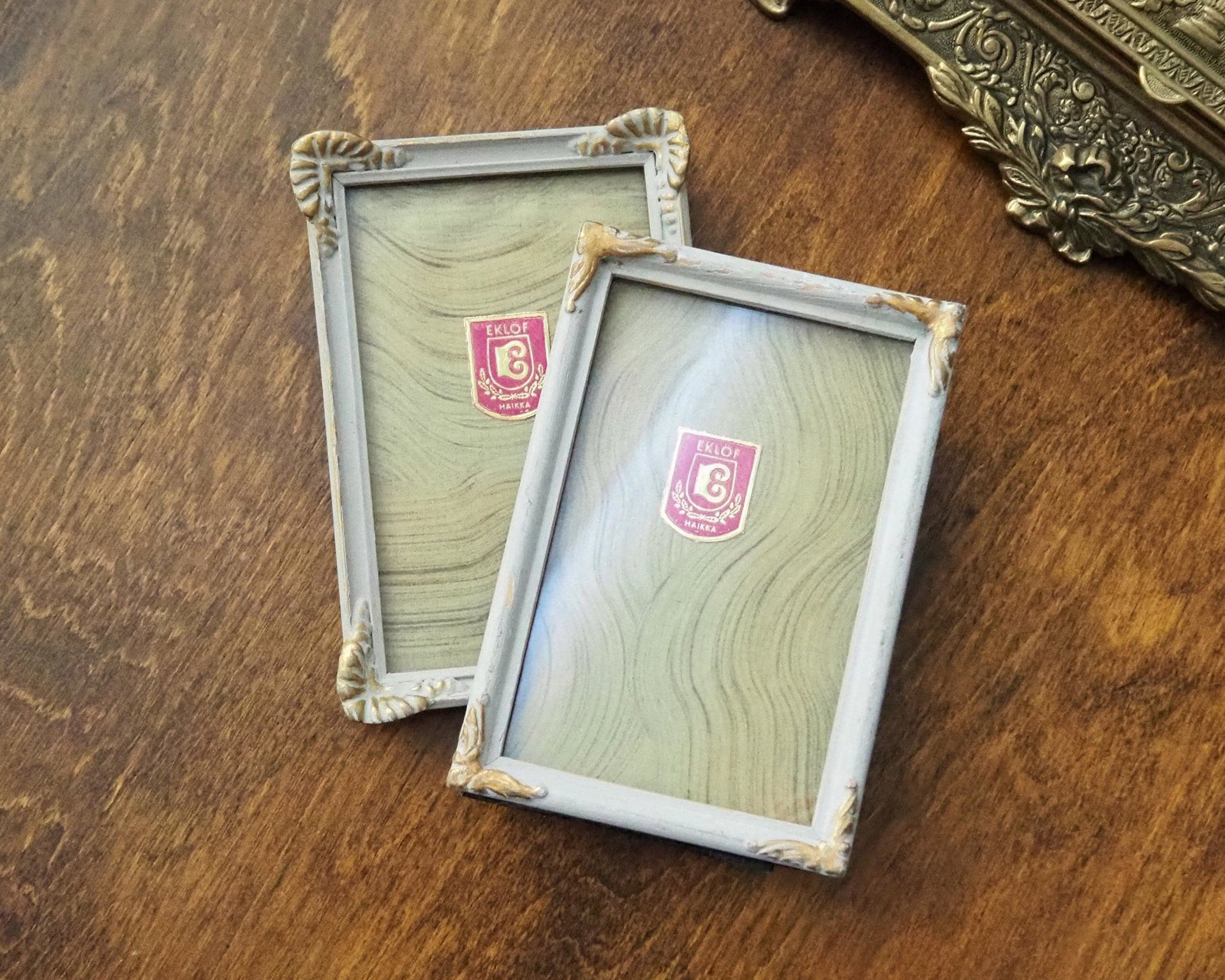 Set of two vintage frames | Vintage wooden picture frames | Vintage Eklöf photo frame | Made in Finland | Mismatched photo frames