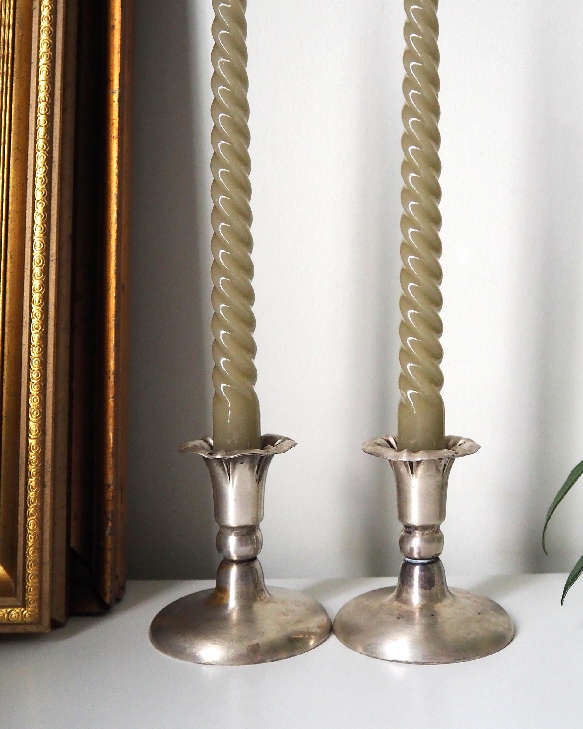 Set of two vintage candlestick holders | Silver plated candlestick holders | Simple silver tone candlestick holders | Vintage candle holders