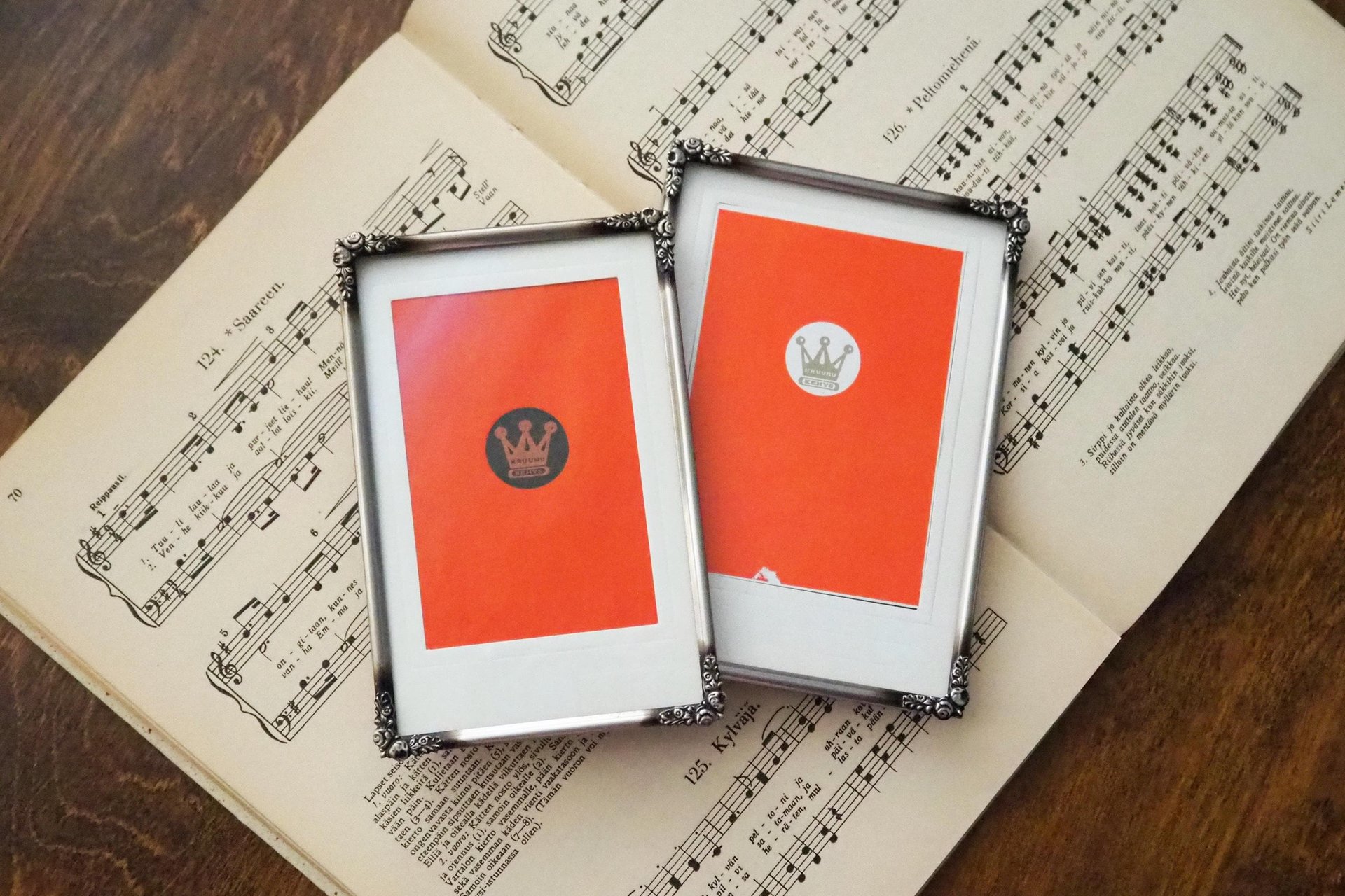 Set of two vintage silver plated photo frames | Small silver plated photo frames | Vintage picture frames | Matching frames