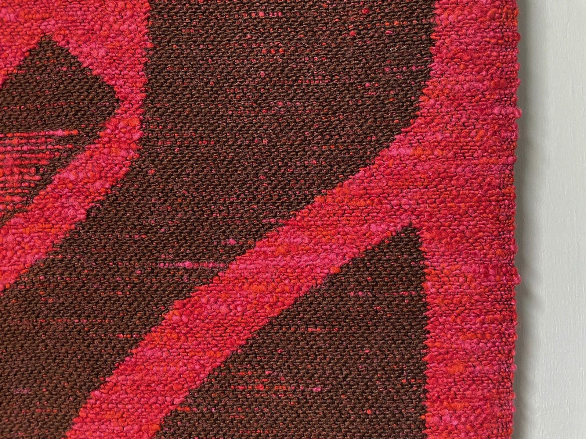 Vintage wall hanging | Large wall hanging | Scandinavian wall tapestry | 1970s wall tapestry | Retro wall hanging | Red and brown tapestry