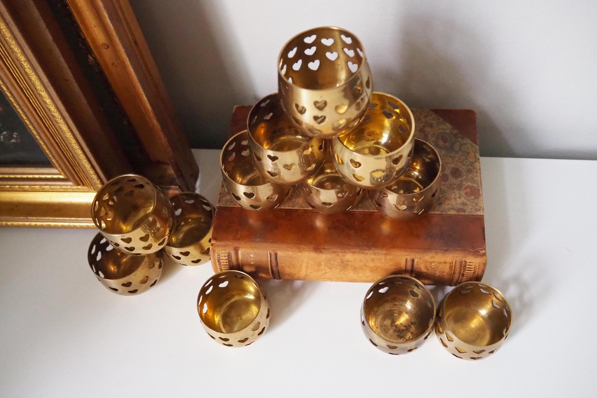 Set of twelve vintage tealight candle holders | Heart tealight candleholders | Vintage brass votive candleholders | Brass tealight holders