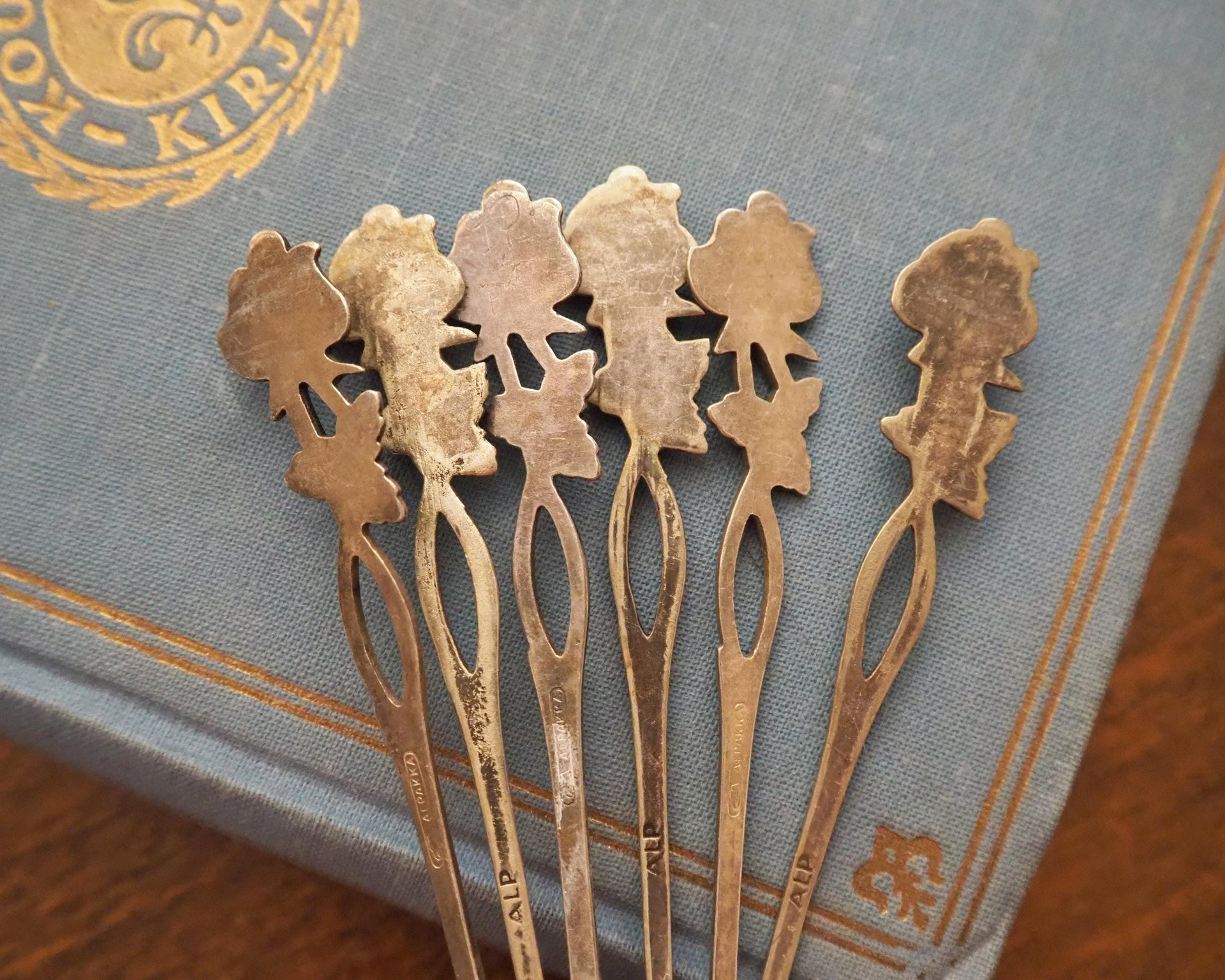 Set of six vintage teaspoons | Vintage alpacca silver teaspoons | Vintage teaspoons | Rose teaspoon set | Vintage alpacca teaspoons