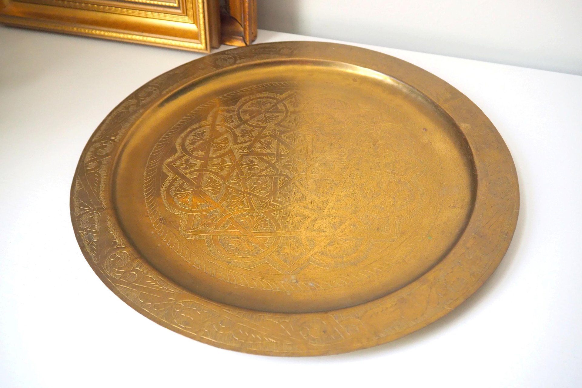 Vintage brass tray | Large brass wall plate | Vintage brass wall plate | Etched brass tray | Large etched brass wall plate