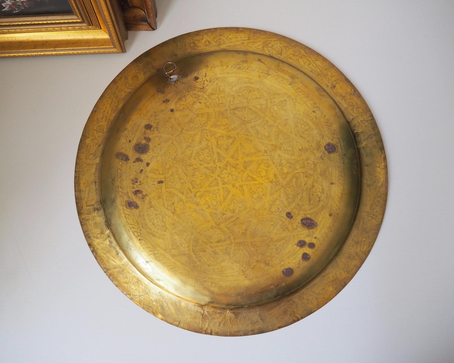Vintage brass tray | Large brass wall plate | Vintage brass wall plate | Etched brass tray | Large etched brass wall plate
