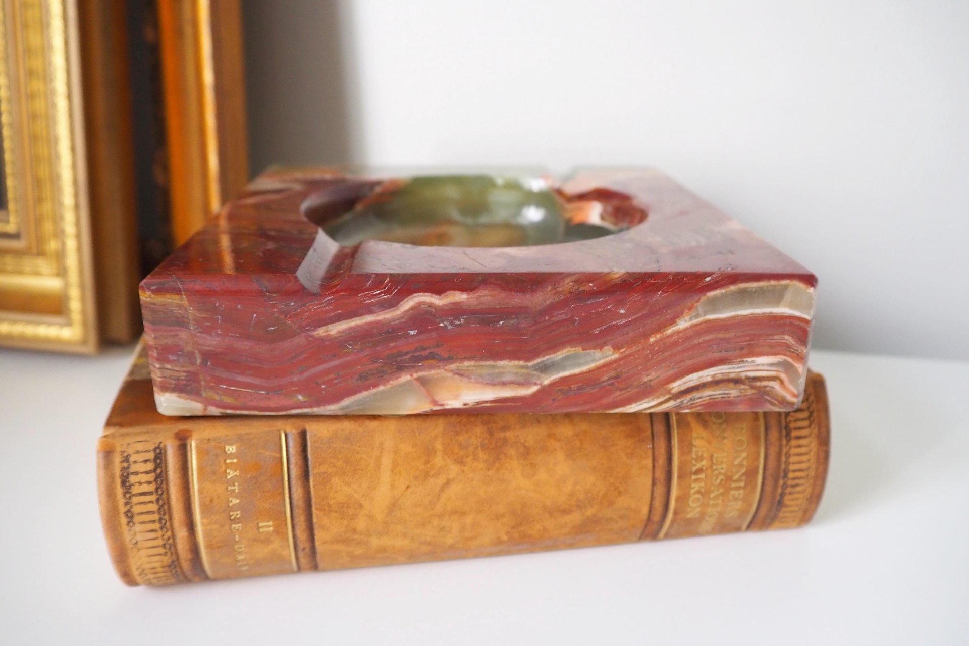 Vintage onyx marble ashtray | Large onyx ashtray | Large marble ashtray | Red and green onyx ashtray | Vintage ashtray