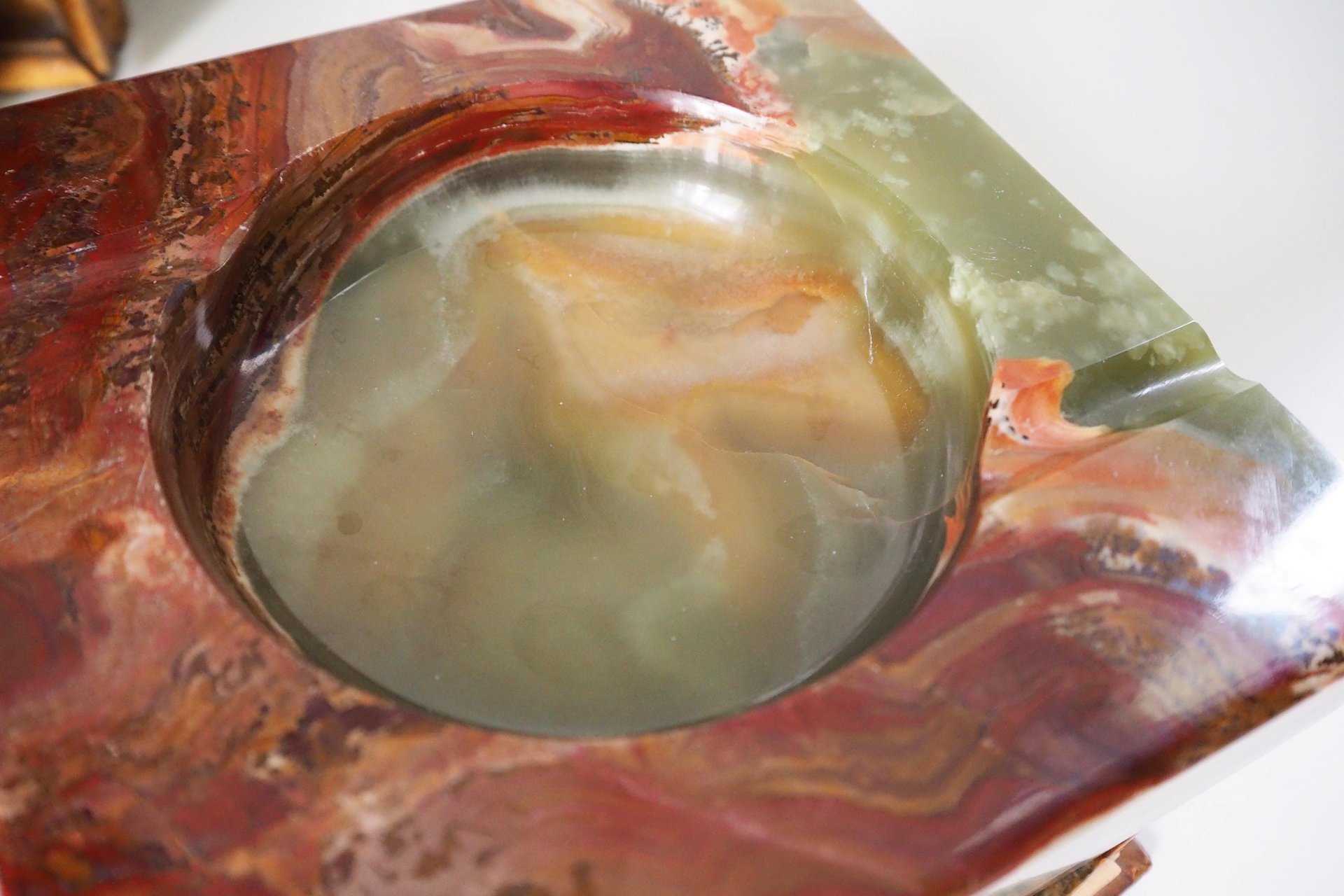 Vintage onyx marble ashtray | Large onyx ashtray | Large marble ashtray | Red and green onyx ashtray | Vintage ashtray
